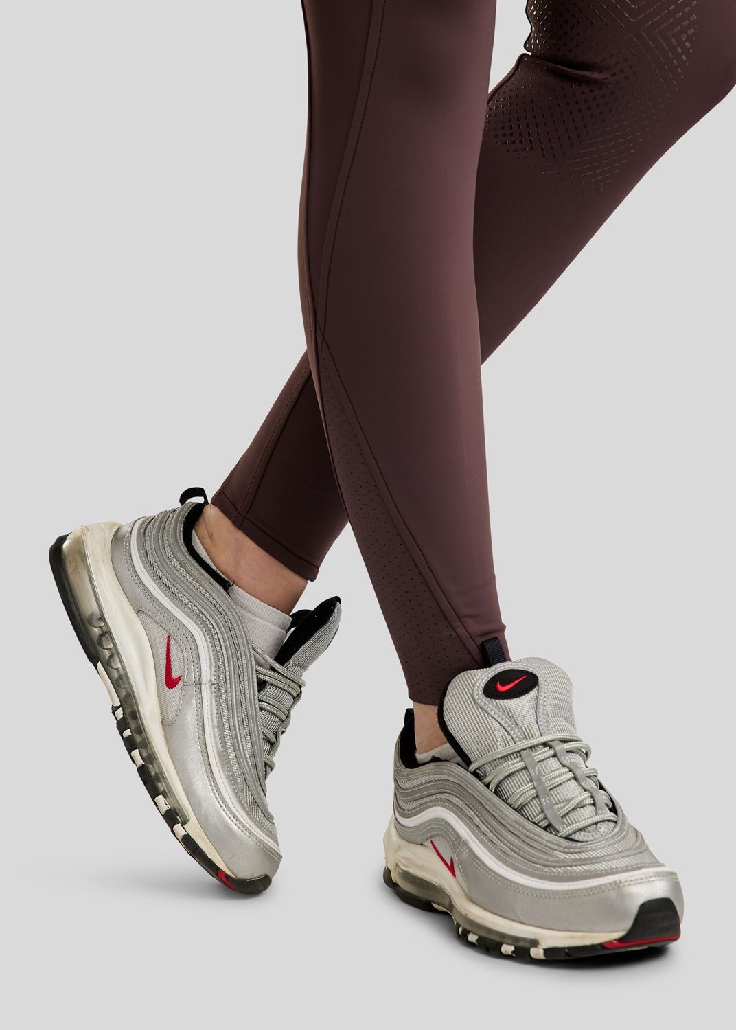 MoZida REFINED Breeches w. Gun Metal Crystals - Fullgrip, Black Peony 