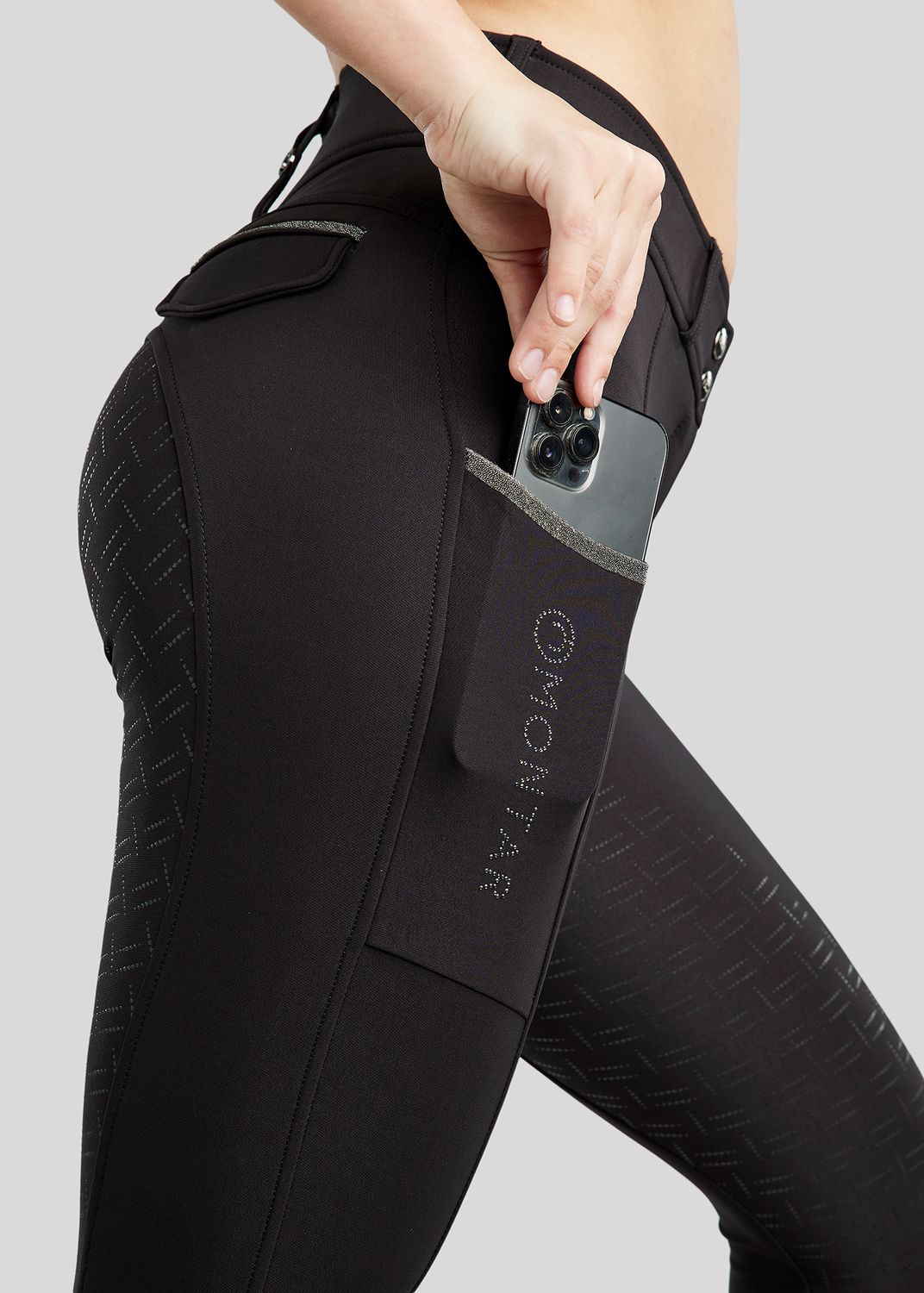 MoGloria Breeches w. Gun Metal Caviar Tape - Fullgrip, Black