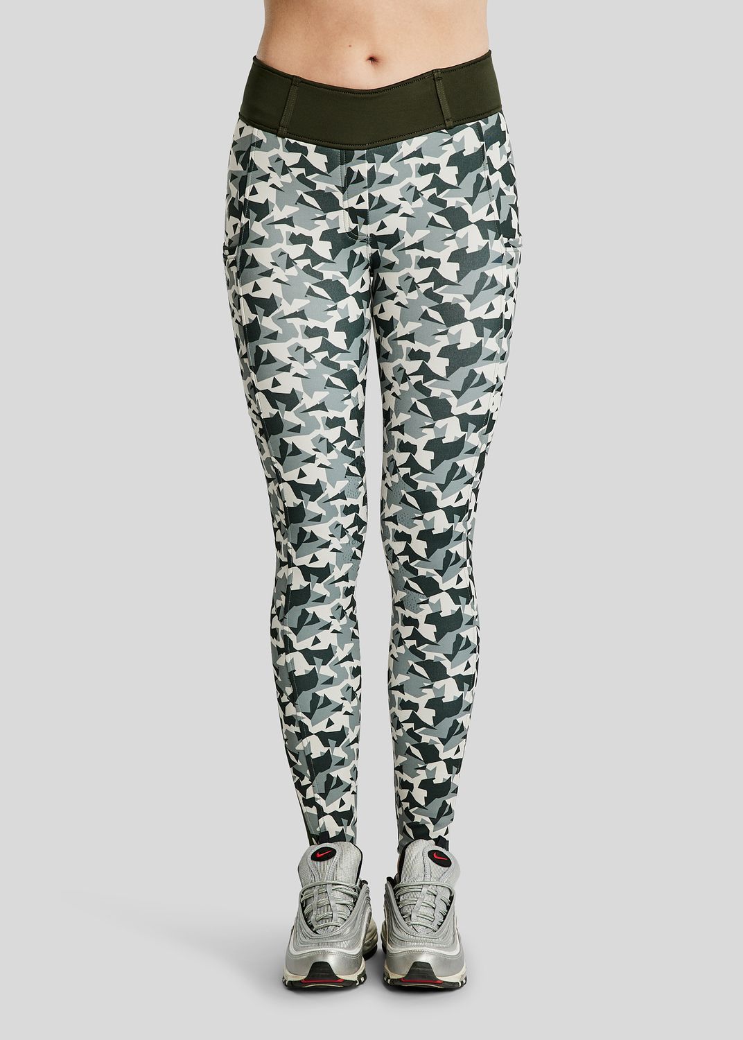 MoCami Allover Printed Hybrid Pull On - Fullgrip, Dusty Green 