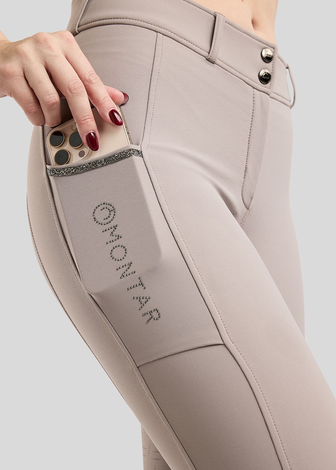 MoMaisy Breeches w. Gun Metal Crystal Tape - FullGrip, Pearl Grey 