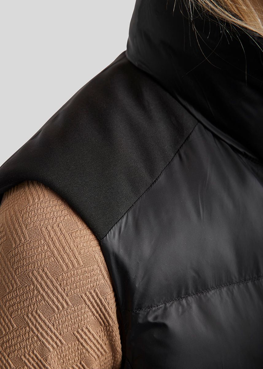 MoAthena REFINED Bodywarmer - Black 
