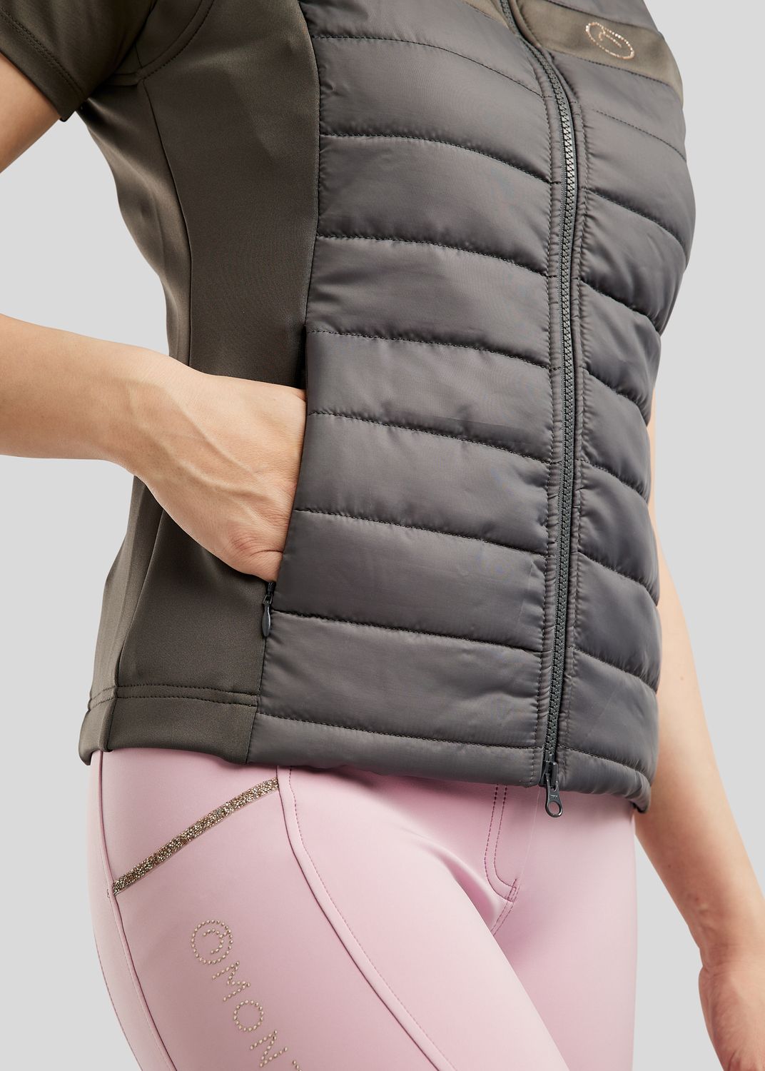 MoLila Hybrid Bodywarmer w. Champagne Crystal Tape and Crystals - Grey