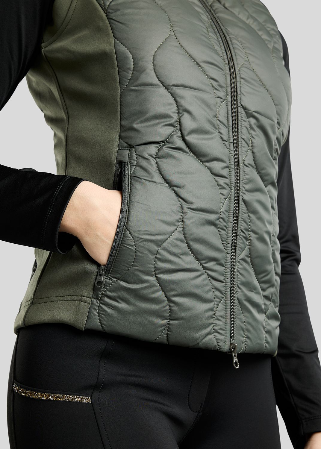 MoVeronica Hybrid Bodywarmer w. Golden Quartz Crystal Tape and Crystals - Forest Green 