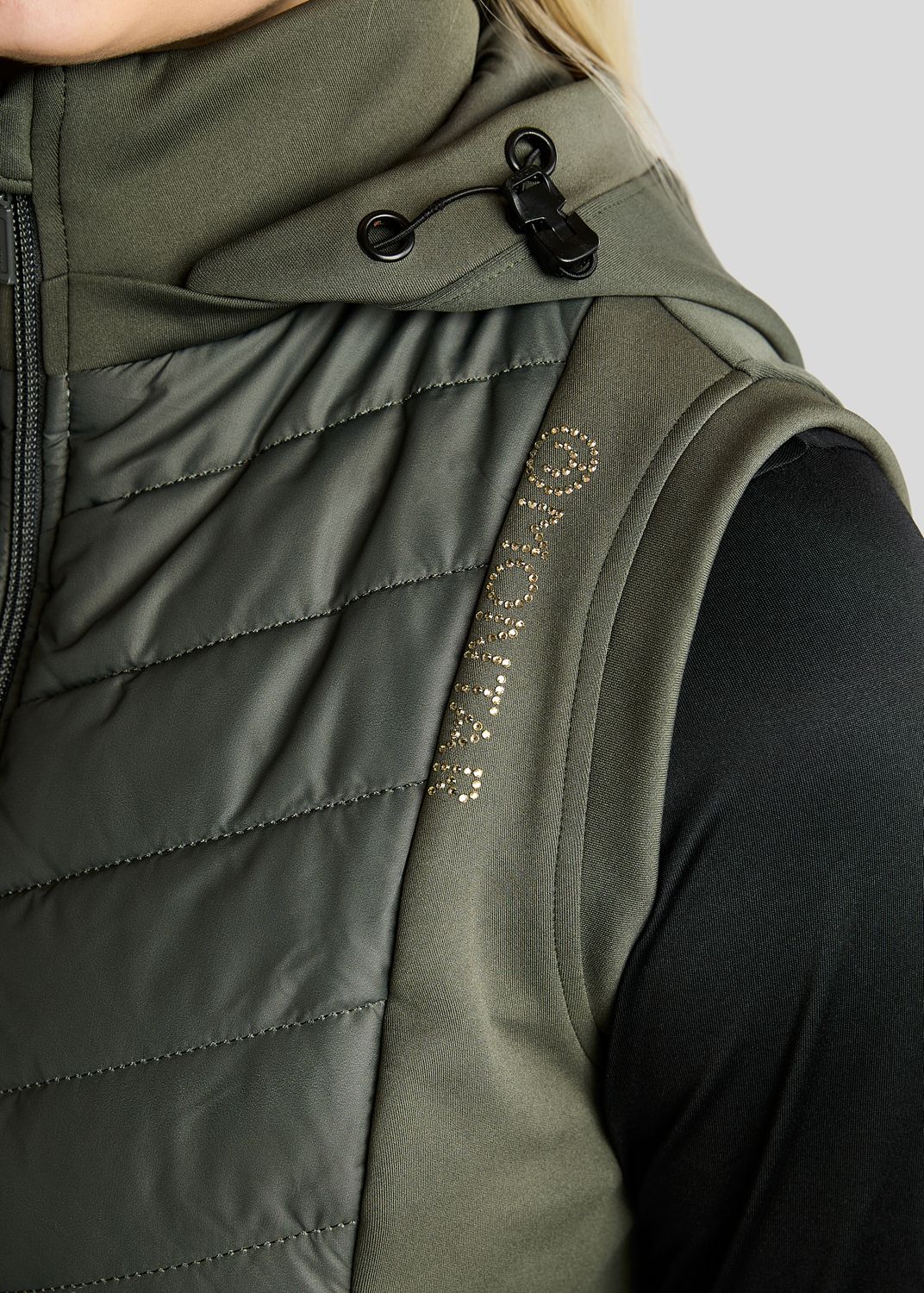 MoEverline Hybrid Bodywarmer w. Detachable Hood and Golden Quartz Crystsals - Forest Green 