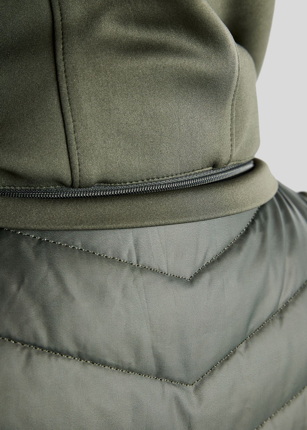 MoEverline Hybrid Bodywarmer w. Detachable Hood and Golden Quartz Crystsals - Forest Green 