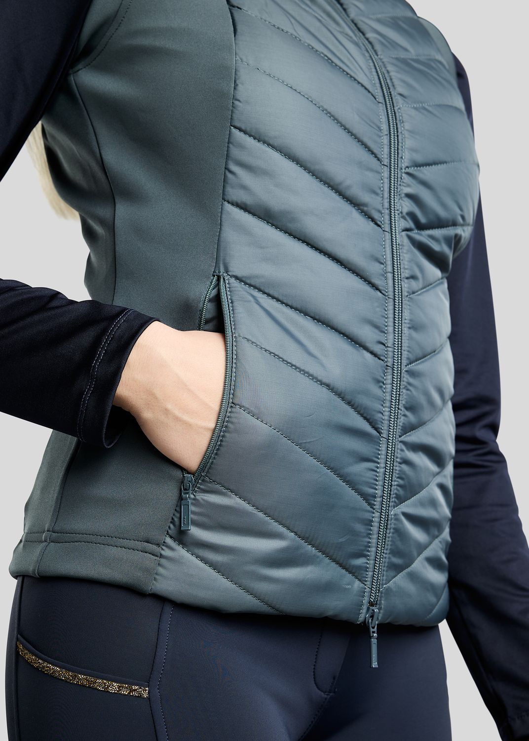 MoEverline Hybrid Bodywarmer w. Detachable Hood and Golden Quartz Crystsals - Dark Slate 
