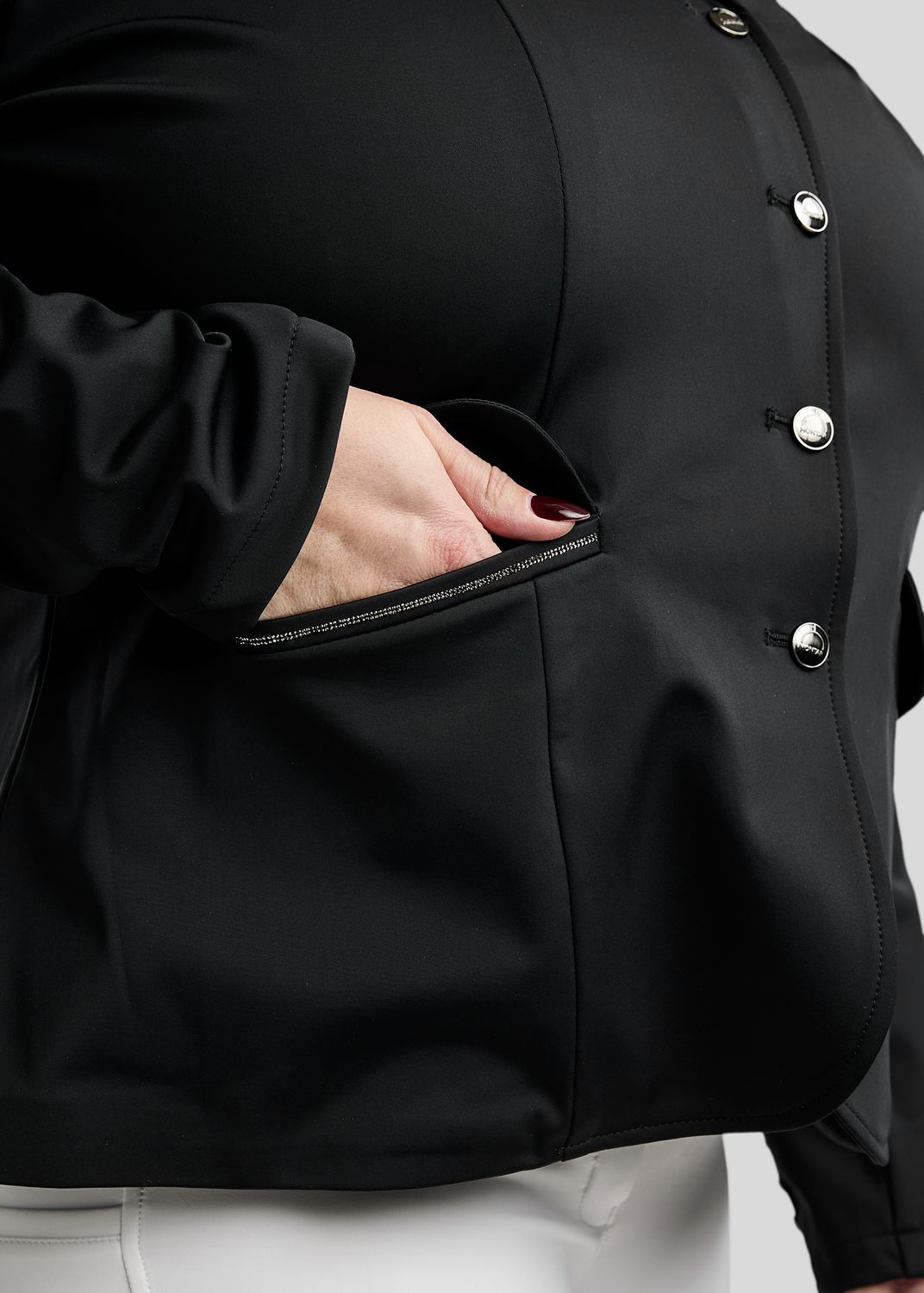 CURVE MoFlair Softshell Competition jacket w. Gun Metal Crystals - Black