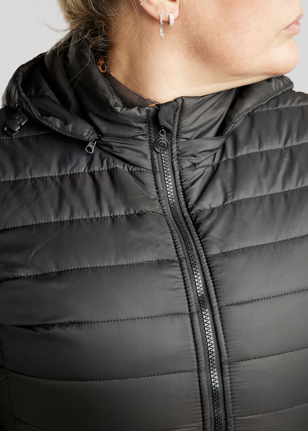 CURVE MoKately Long Quilted Jakcet - Black 