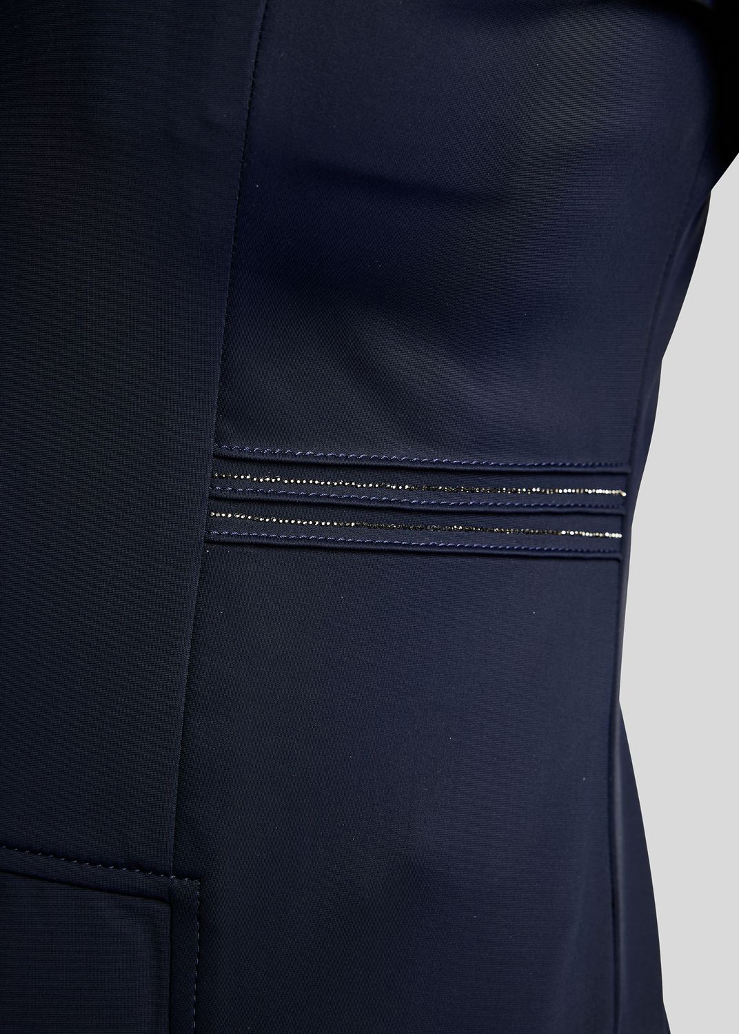 MoKylie Short Tailcoat w. Gun Metal Crystal Tape and Crystals - Navy 