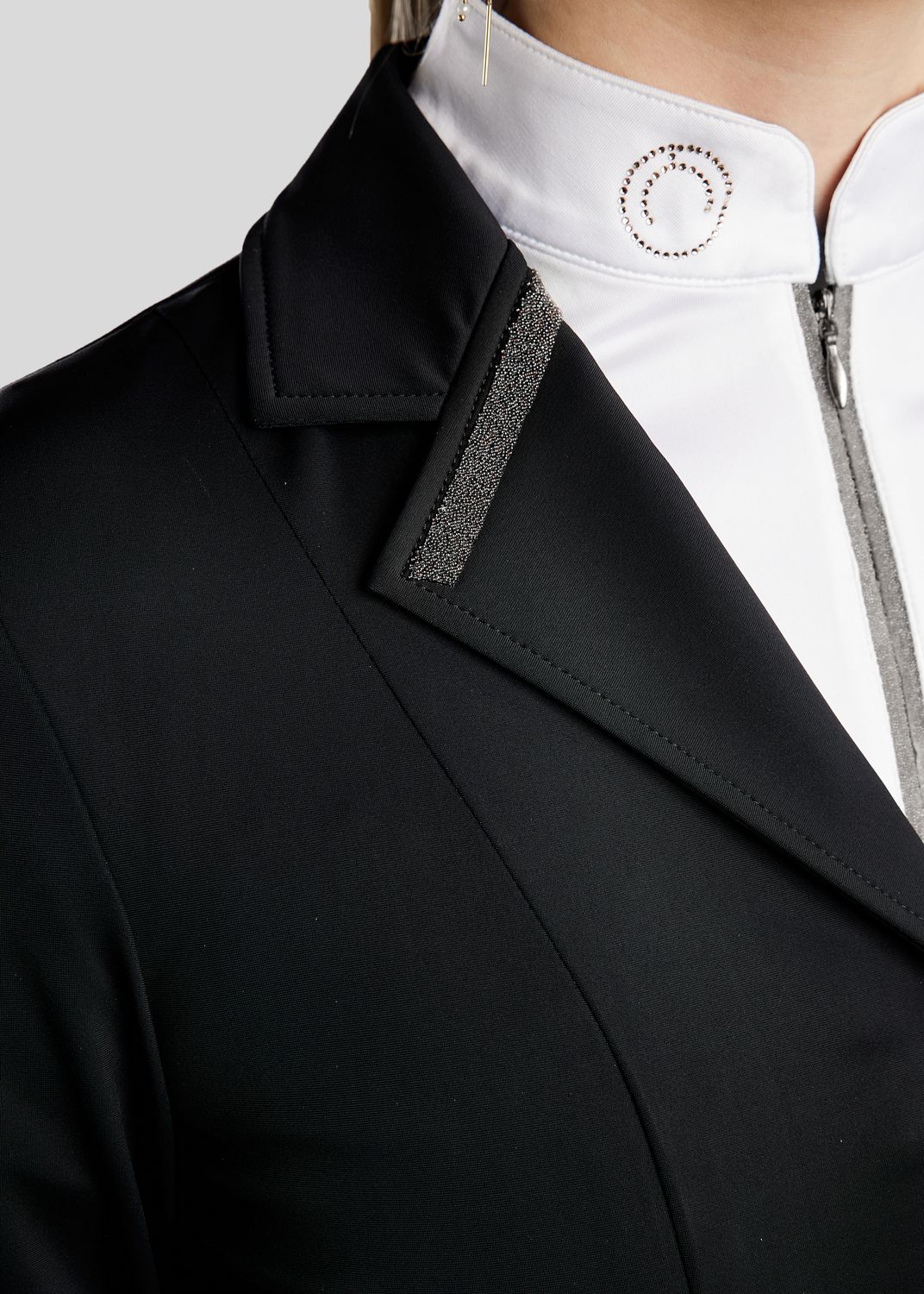 MoGloria Softshell Competition Jacket w. Gun Metal Caviar Tape - Black 