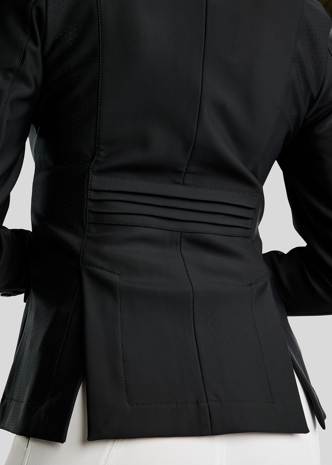 MoZida Softshell Competition Jacket w. Lasercut and Gun Metal Crystals - Black 