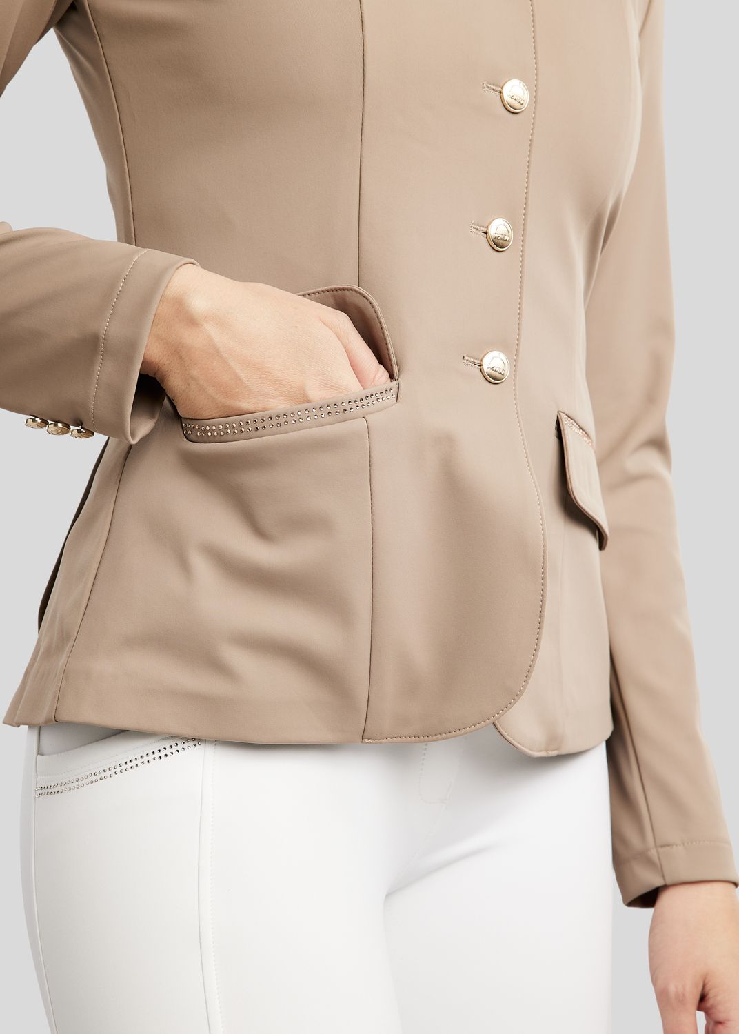 MoEverlisa Competition Jacket w. Champagne Crystals - Taupe 