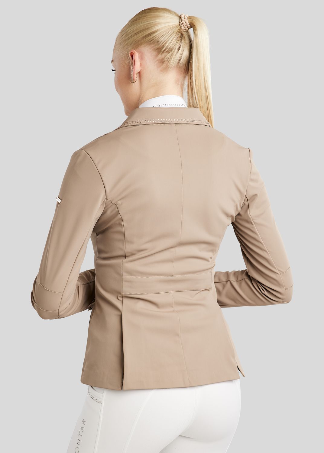 MoEverlisa Competition Jacket w. Champagne Crystals - Taupe 