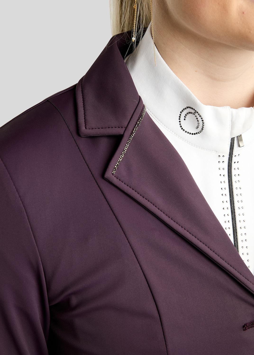 MoKira Softshell Competition Jacket w. Gun Metal Crystals - Fig 