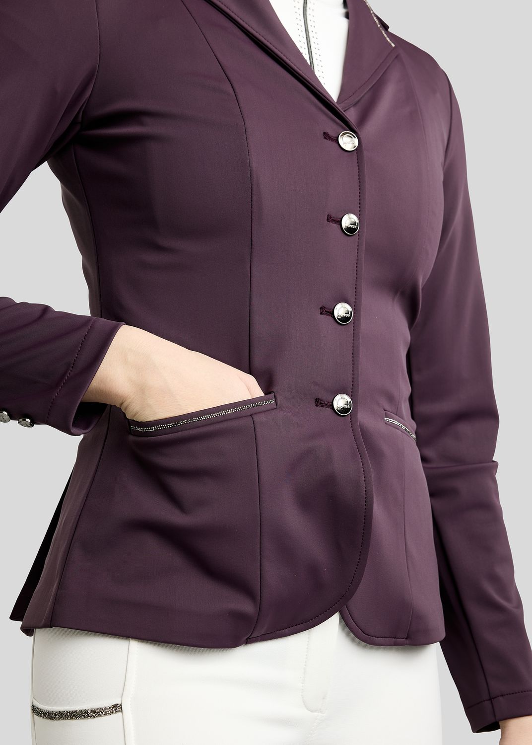 MoKira Softshell Competition Jacket w. Gun Metal Crystals - Fig 