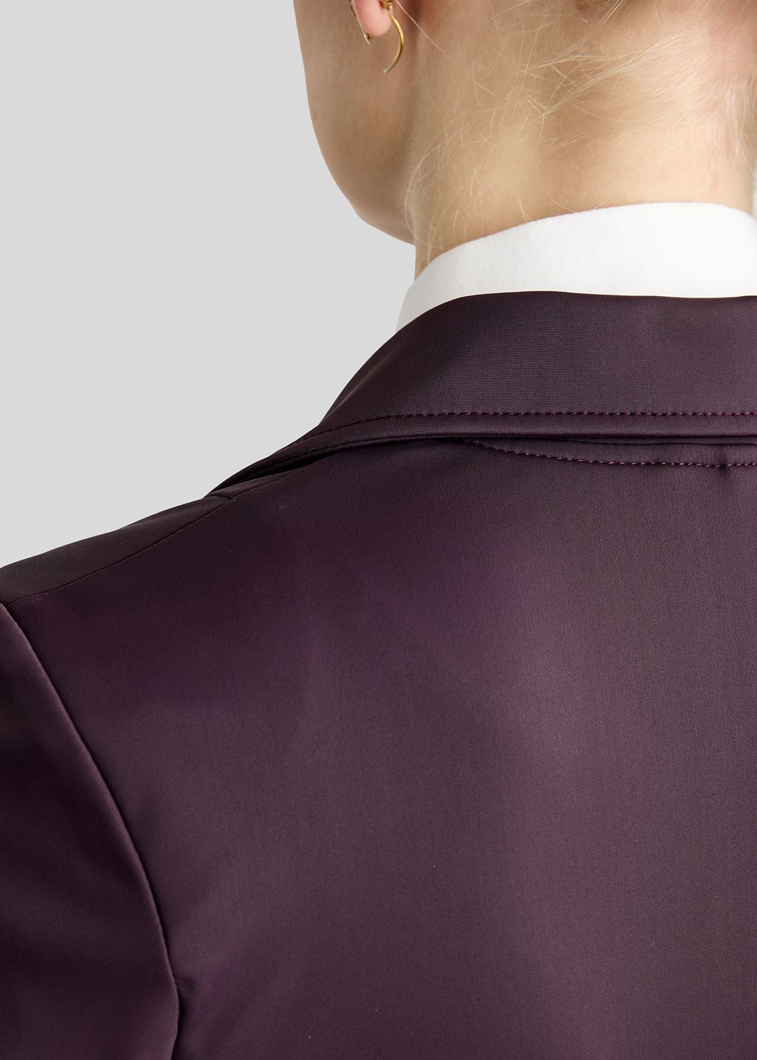 MoKira Softshell Competition Jacket w. Gun Metal Crystals - Fig 