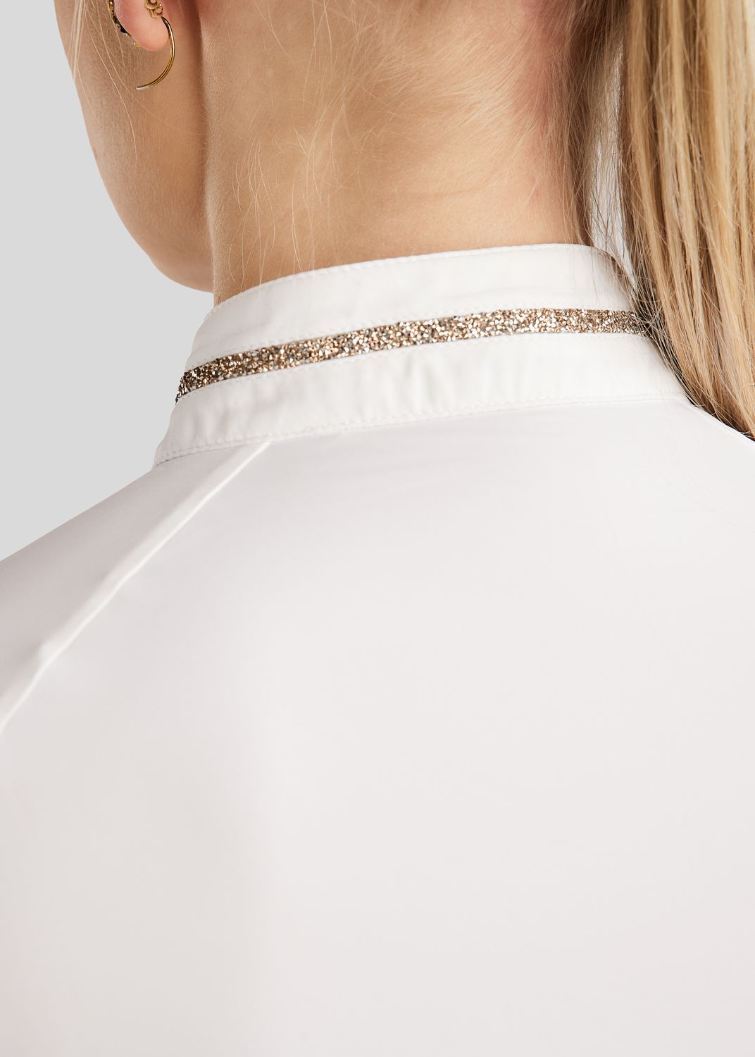 MoLila SS Competition Shirt w. Champagne Crystal Tape and Crystals - White