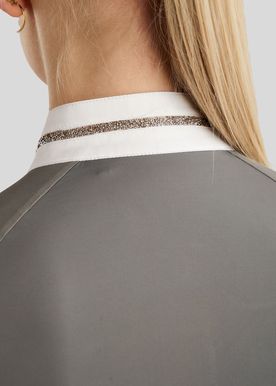 MoLila SS Competition Shirt w. Champagne Crystal Tape and Crystals - Grey