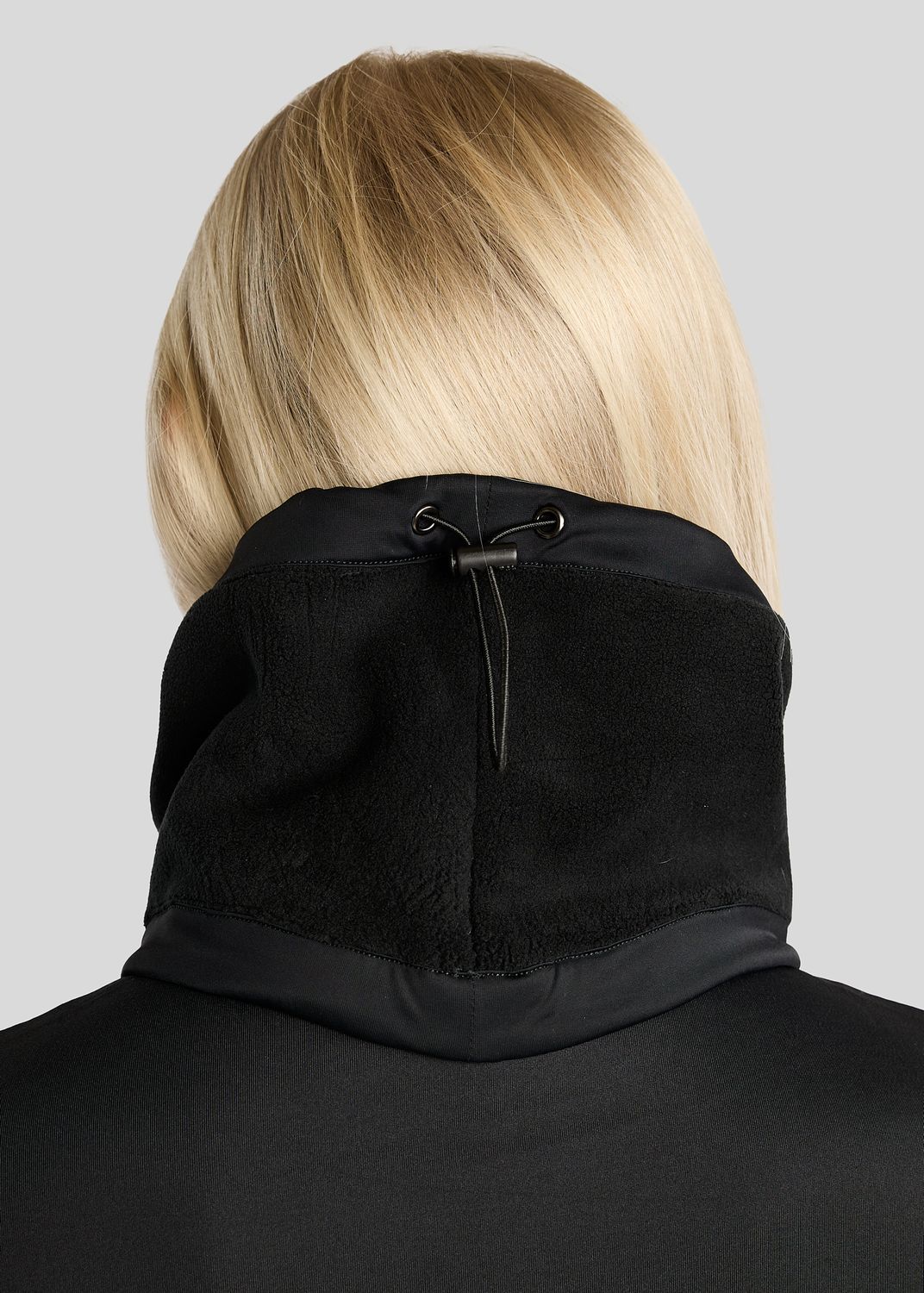MoEllie Fleece Neckwarmer w. Gun Metal Crystal Tape Logo - Black 