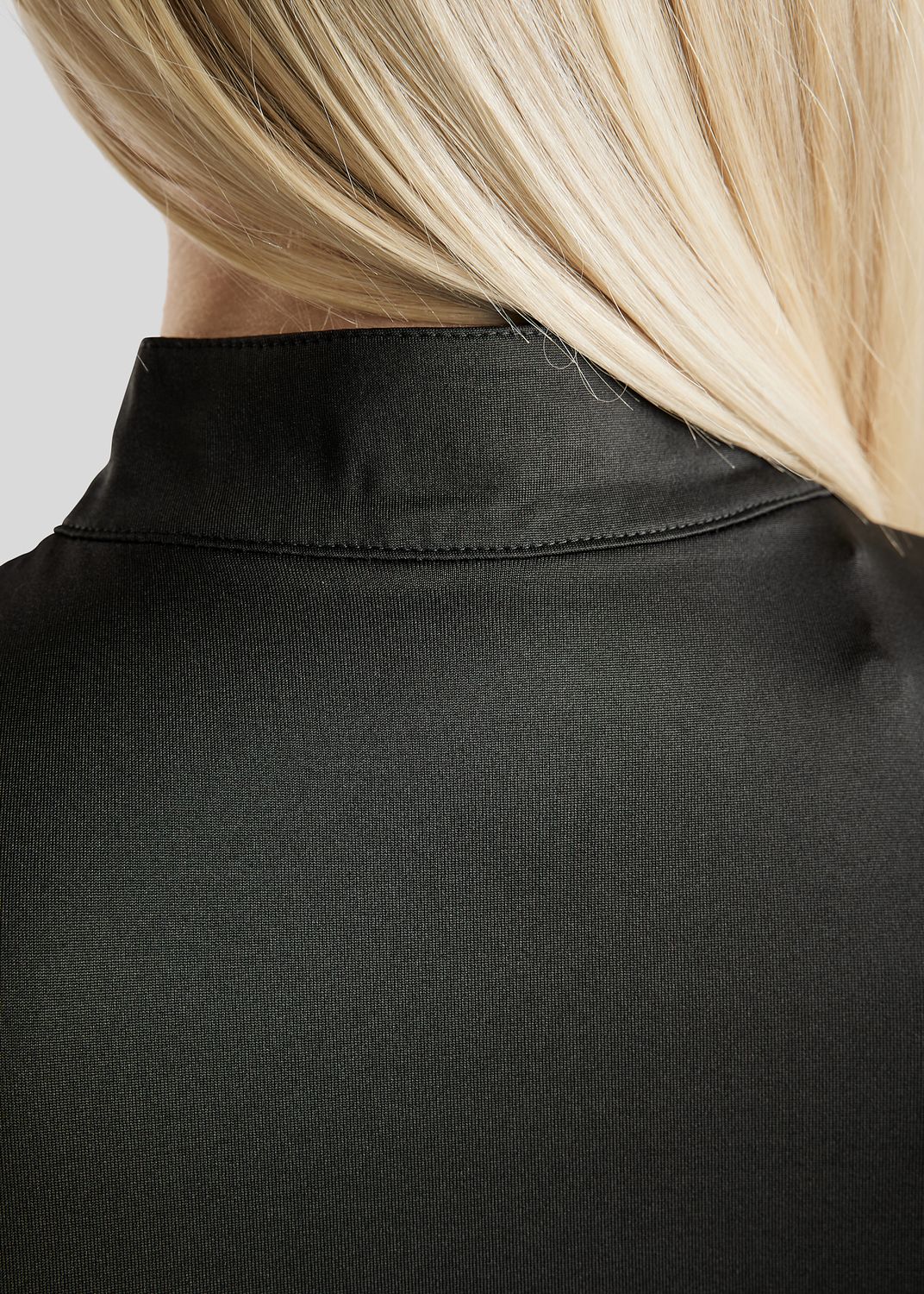 Everly Short Sleeved Polo w. Silver Crystals - Black 