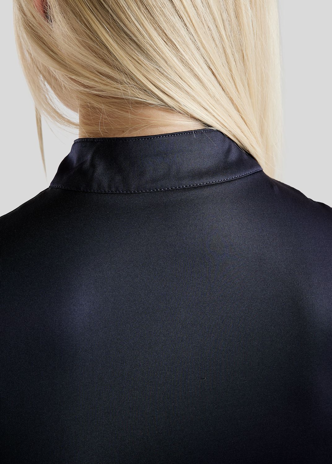 Everly Short Sleeved Polo w. Silver Crystals - Navy 