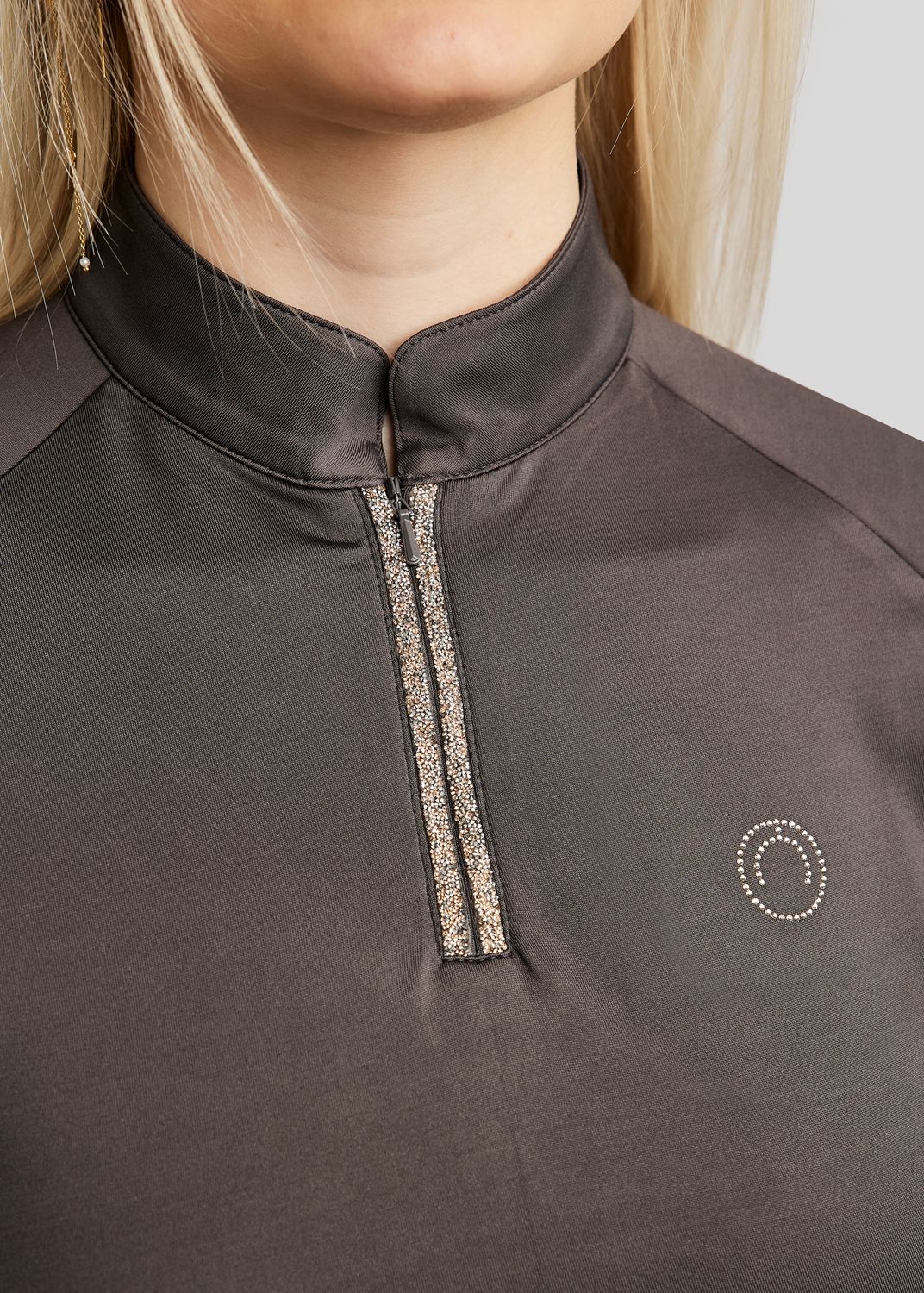 MoLila SS Polo w. Champagne Crystal Tape and Crystals - Slate Grey