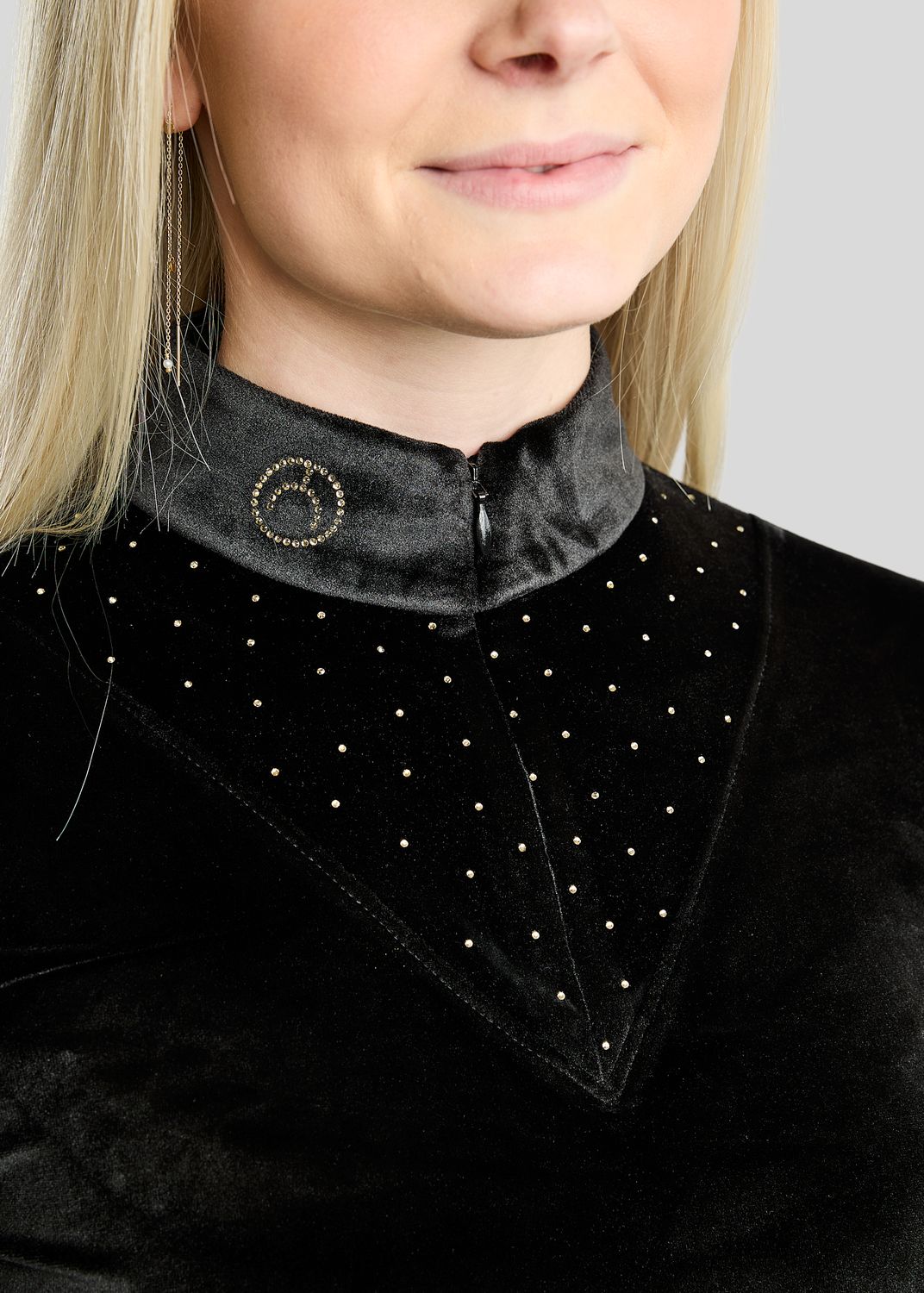 MoValerie Long Sleeved Velvet Polo w. Golden Quartz Crystals - Black 