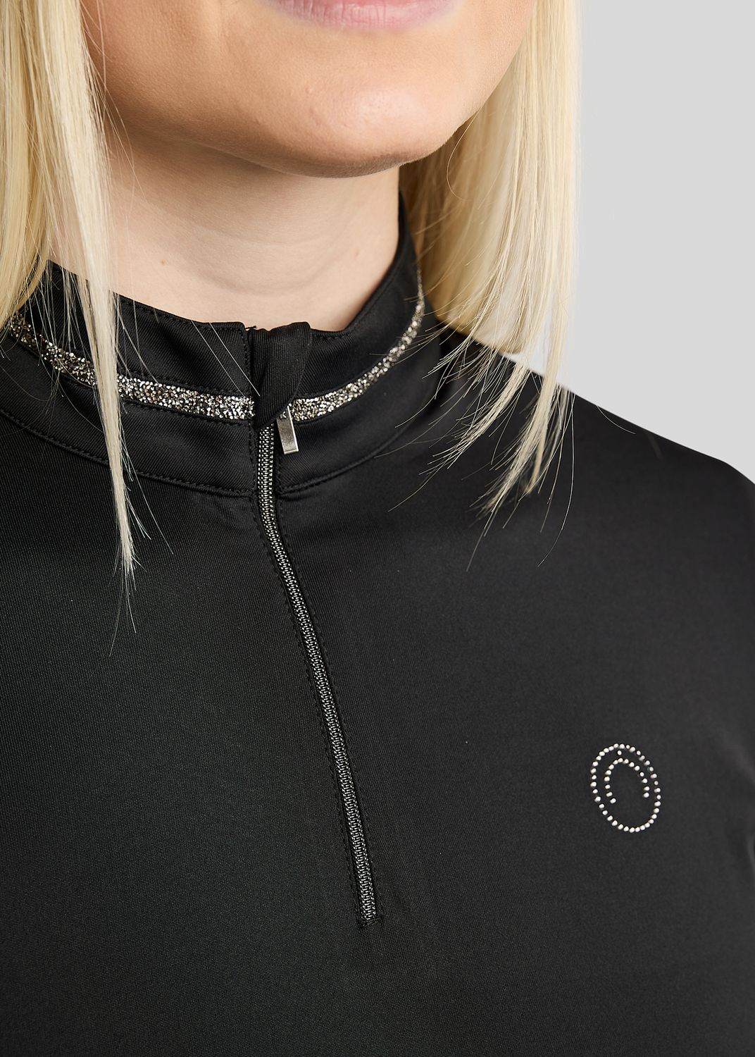 MoMaisy Long Sleeved Polo w. Gun Metal Crystal Tape and Crystal Logo - Black 