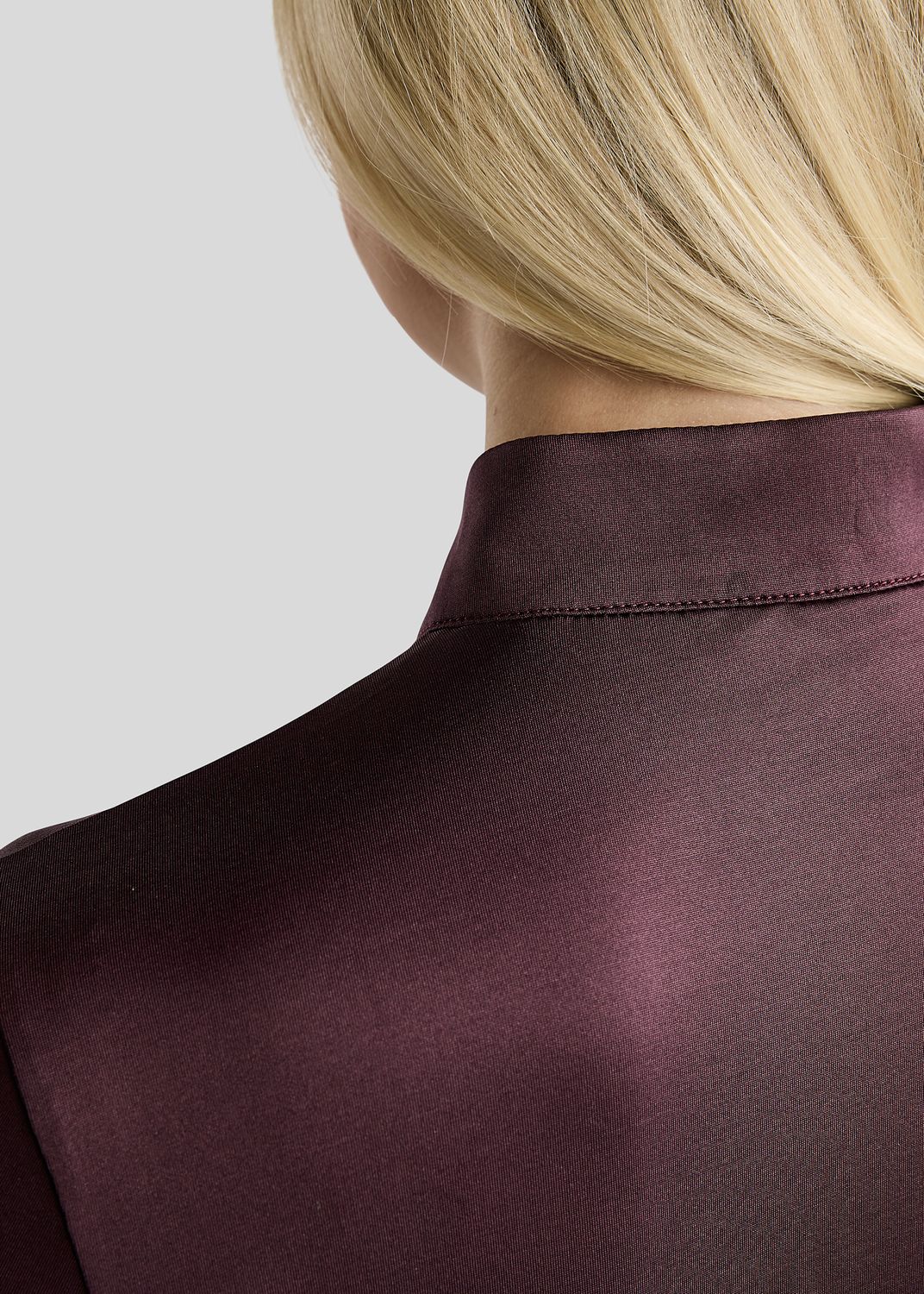 MoMaddy Long Sleeved Polo w. Gun Metal Crystals - Fig 