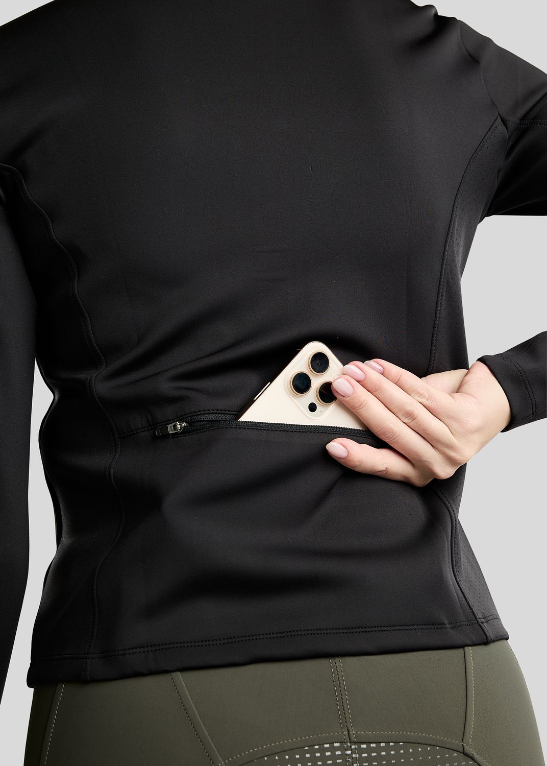 MoZida REFINED Jacket w. Gun Metal Crystal Logo - Black 