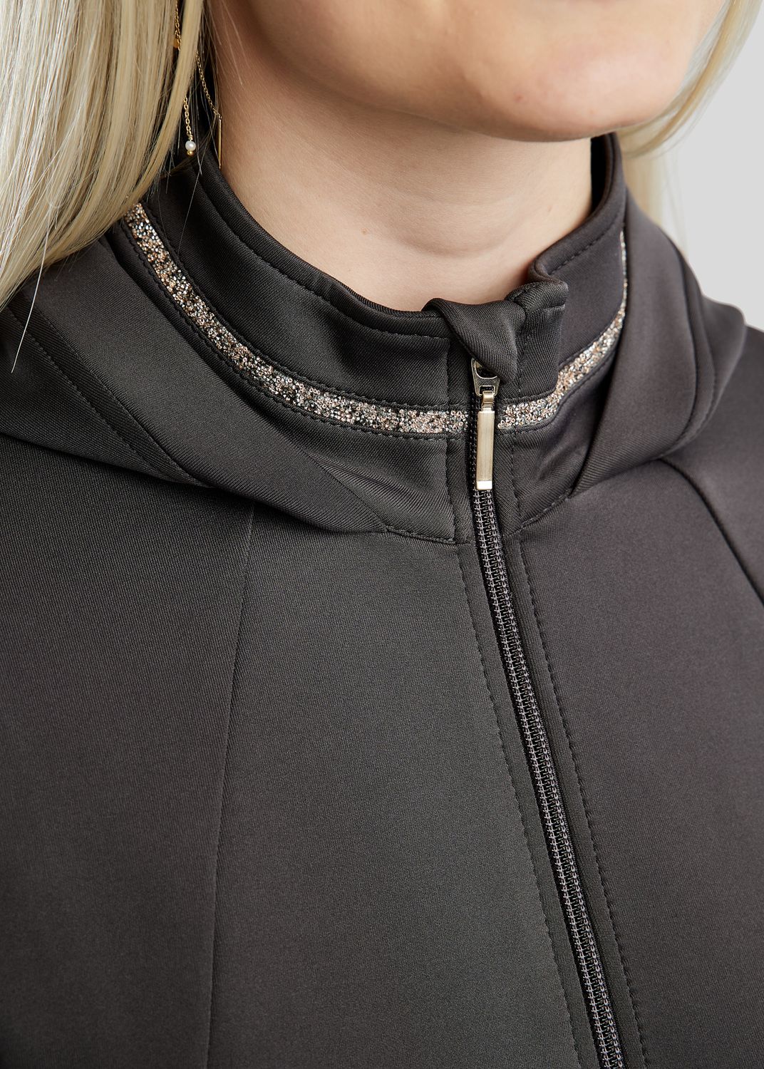 MoLila Jacket w. Champagne Crystal Tape and Crystals - Slate Grey