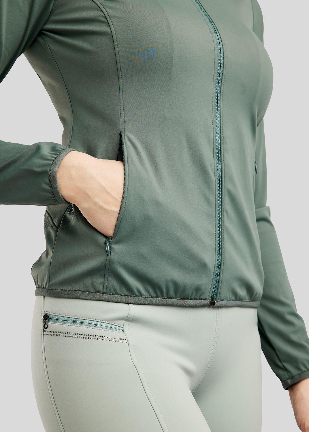 MoPearl Jacket w. Pintucks and Gun Metal Crystals - Jade