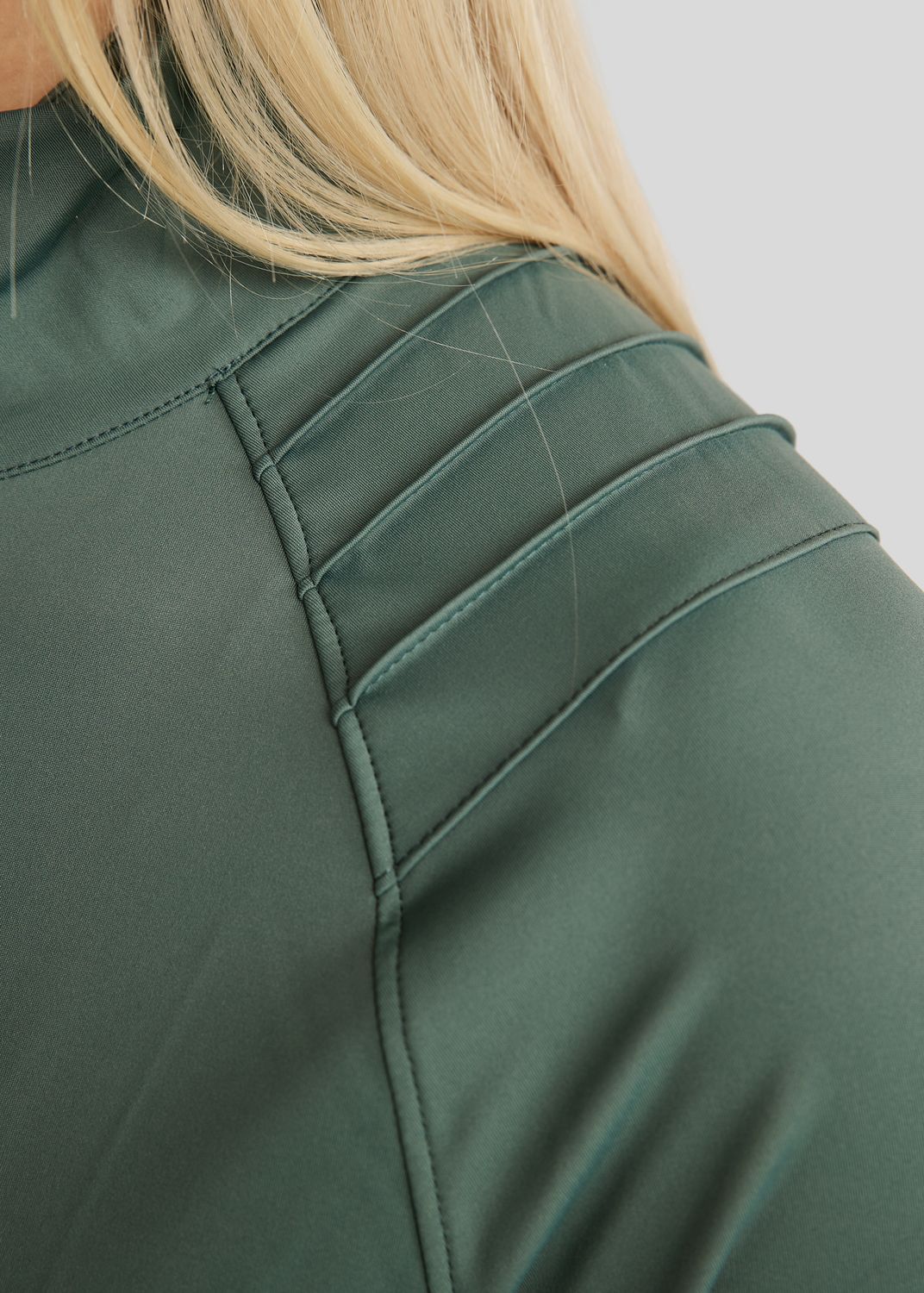 MoPearl Jacket w. Pintucks and Gun Metal Crystals - Jade