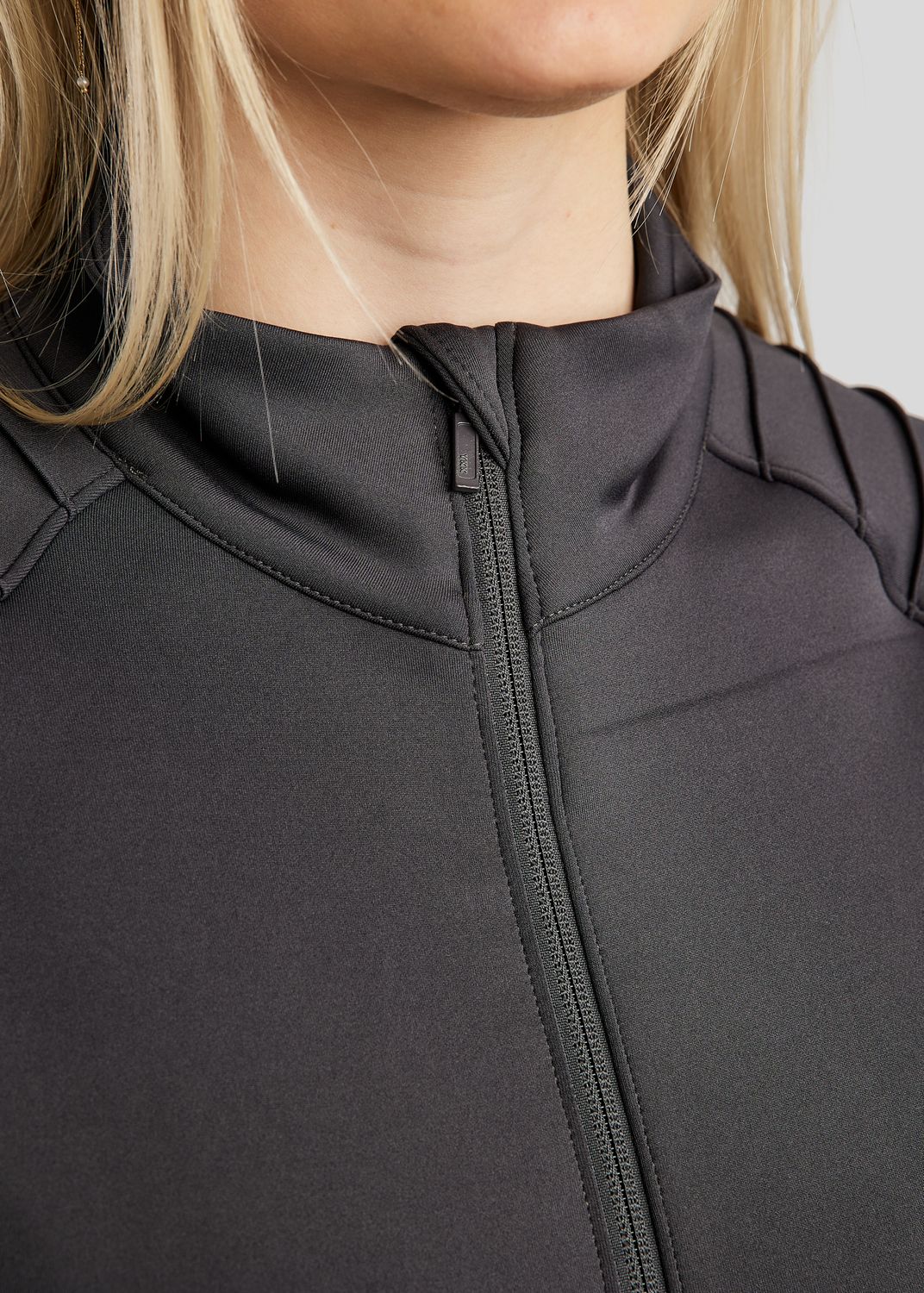 MoPearl Jacket w. Pintucks and Gun Metal Crystals - Slate Grey