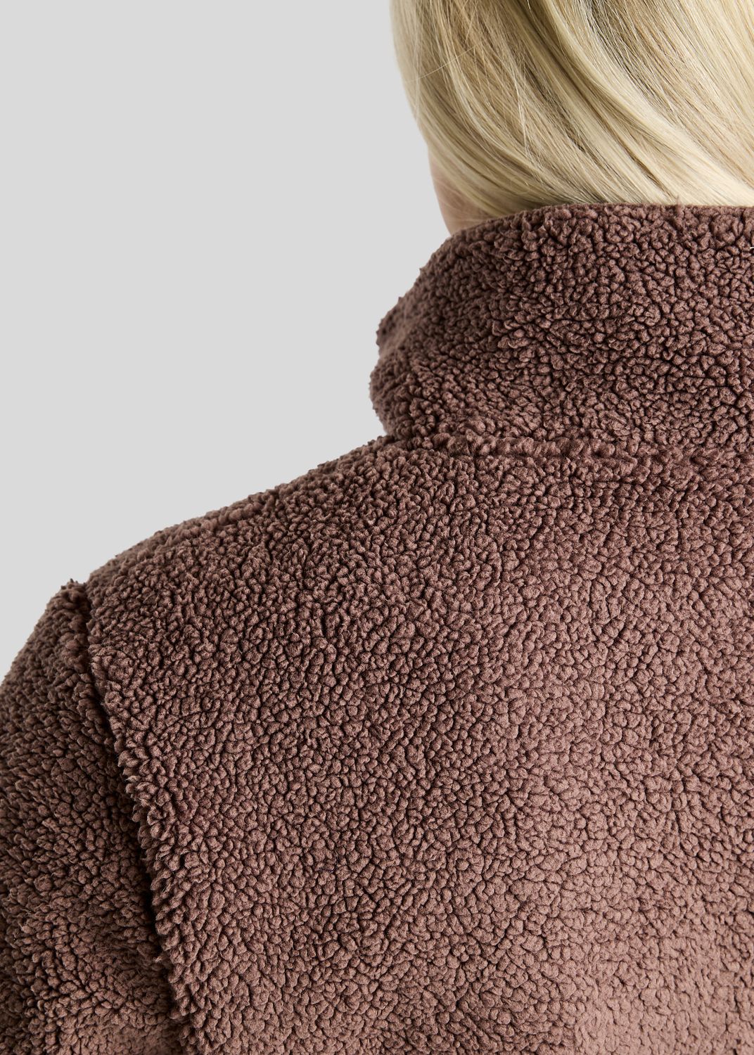 MoEbba Teddy Pile Q-Zip Jacket w. Golden Quartz Crystal Tape - Nougat Brown 