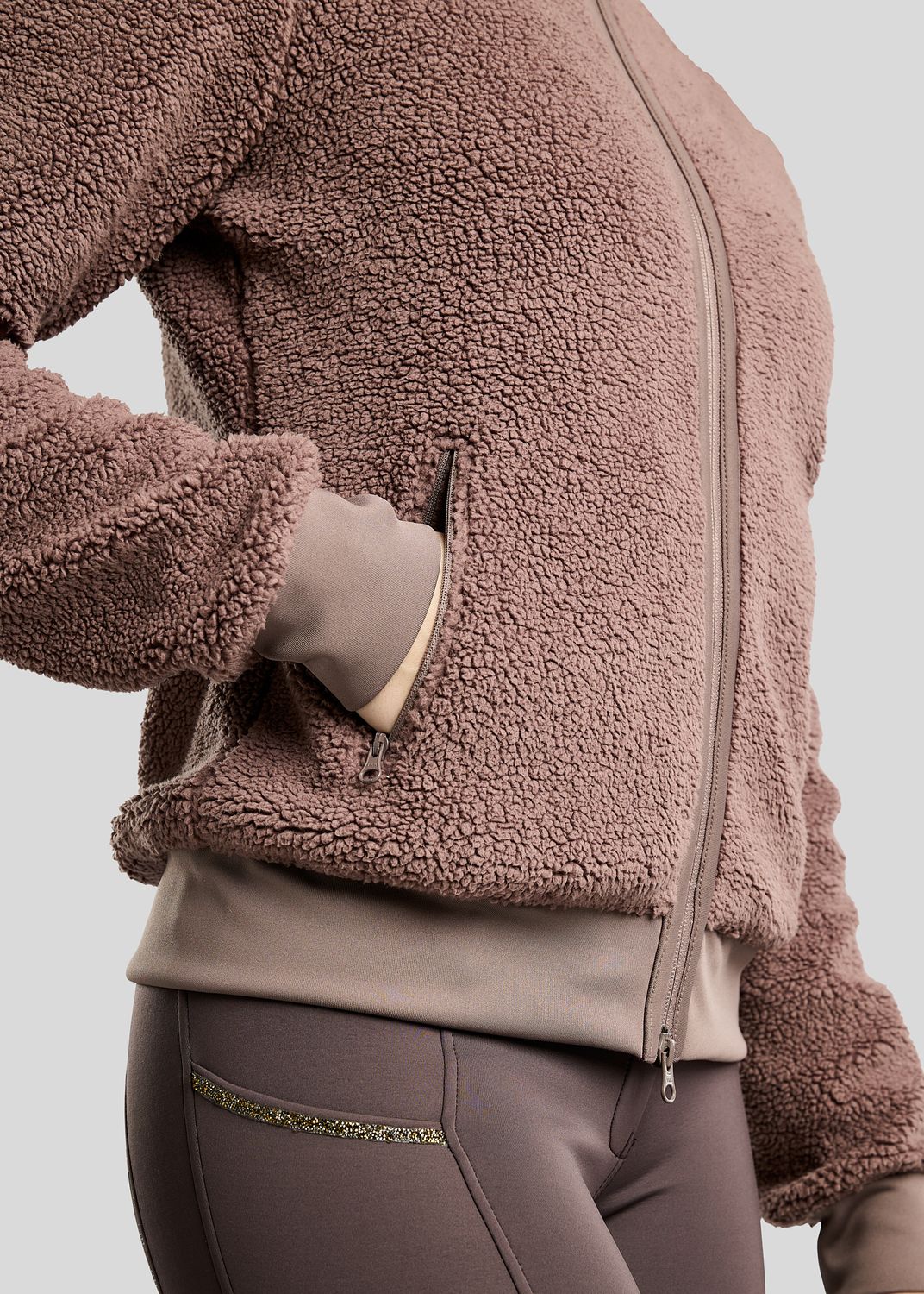 MoEbba Teddy Pile Full Zip Jacket w. Golden Quartz Crystal Tape - Nougat Brown 