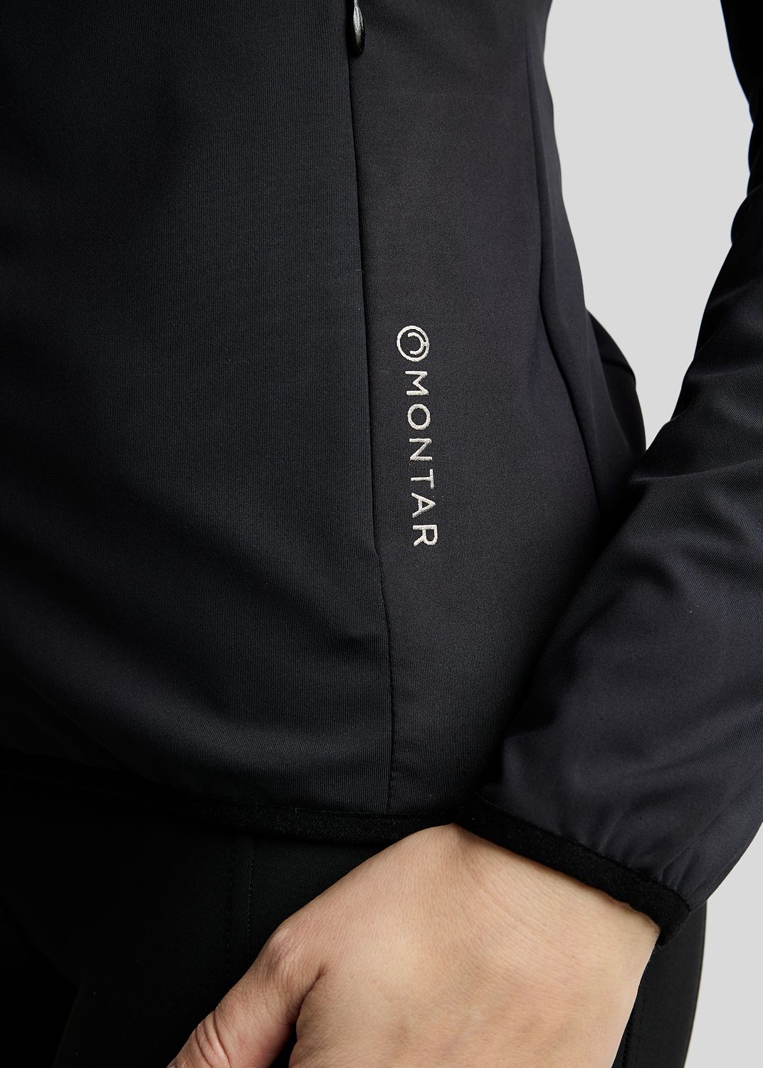 MoAddie Hybrid  Jacket w. Gun Metal Logo Charm - Black 