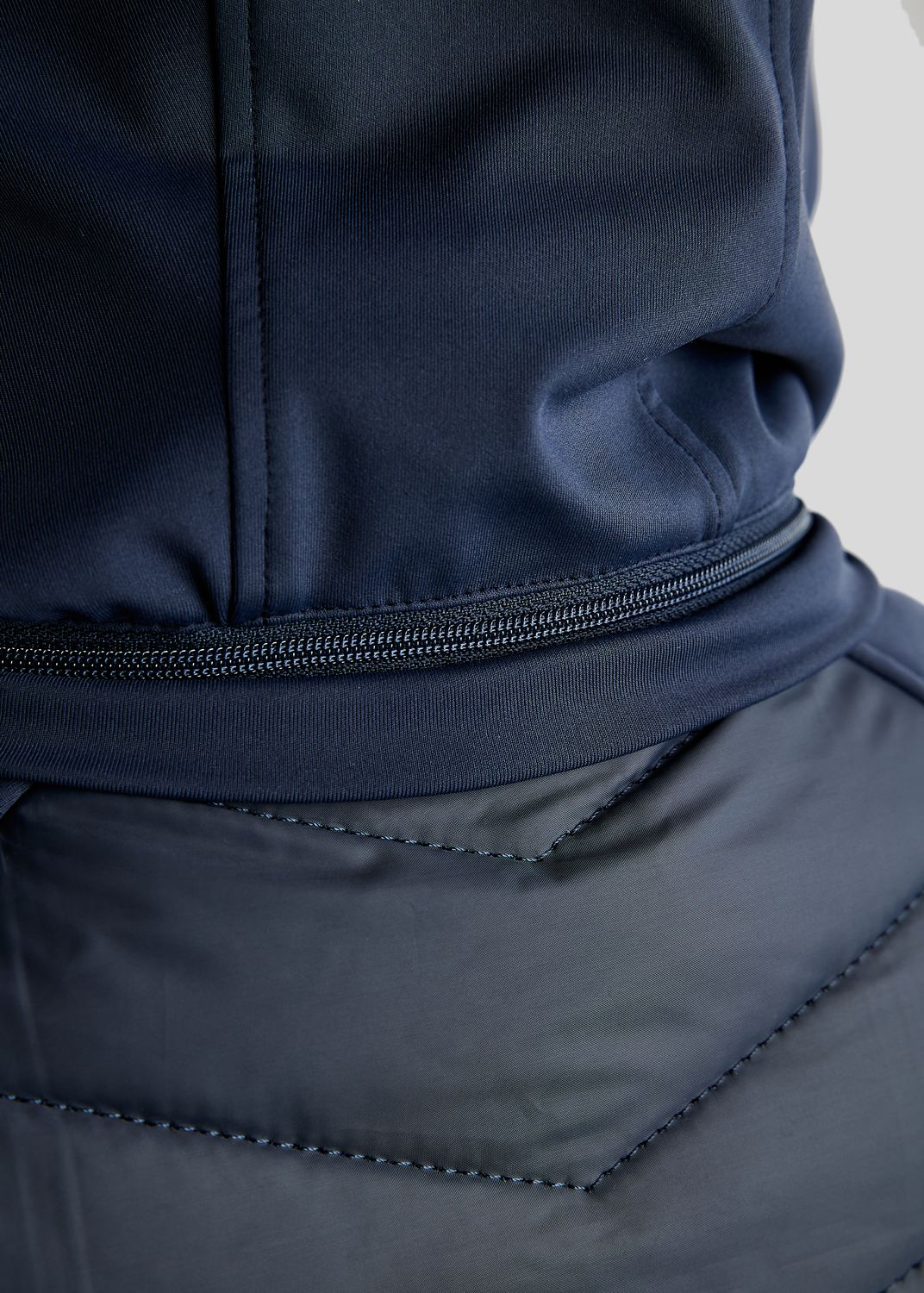 MoAddie Hybrid  Jacket w. Gun Metal Logo Charm - Navy 