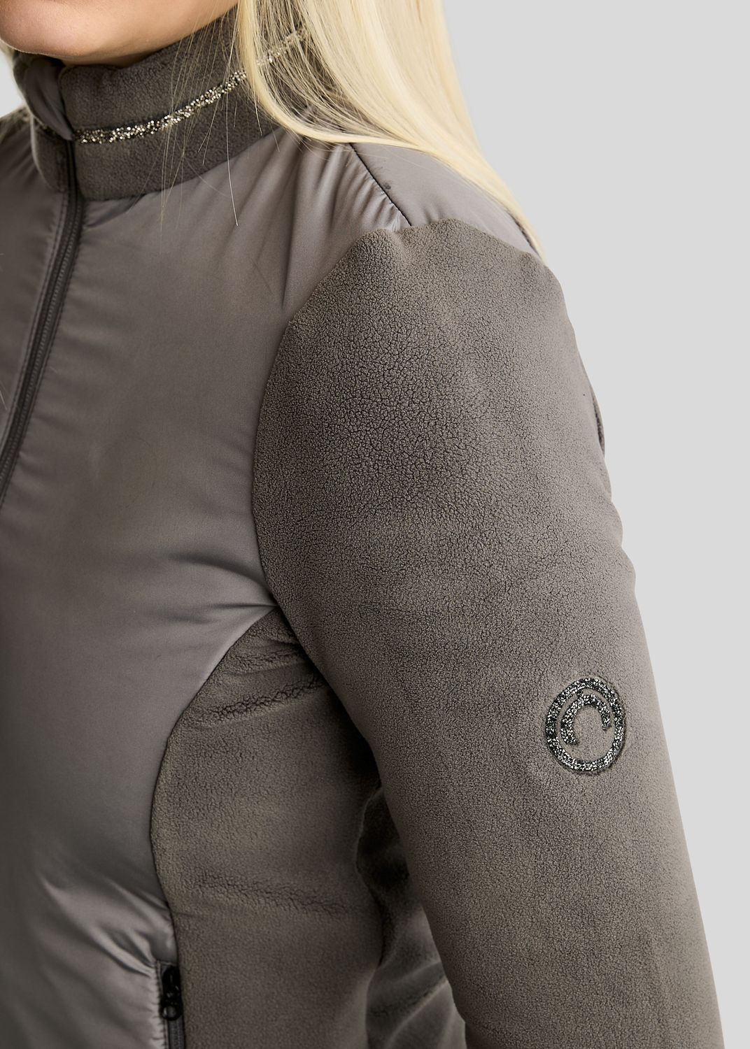 MoEllie Full Zip Jacket w. Fleece and Gun Metal Crystal Tape - Grey 