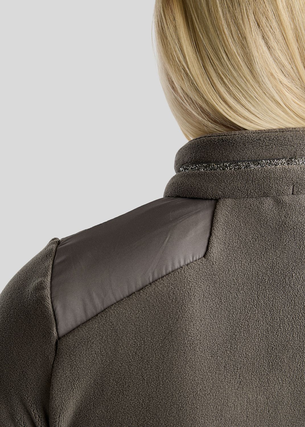 MoEllie Full Zip Jacket w. Fleece and Gun Metal Crystal Tape - Grey 