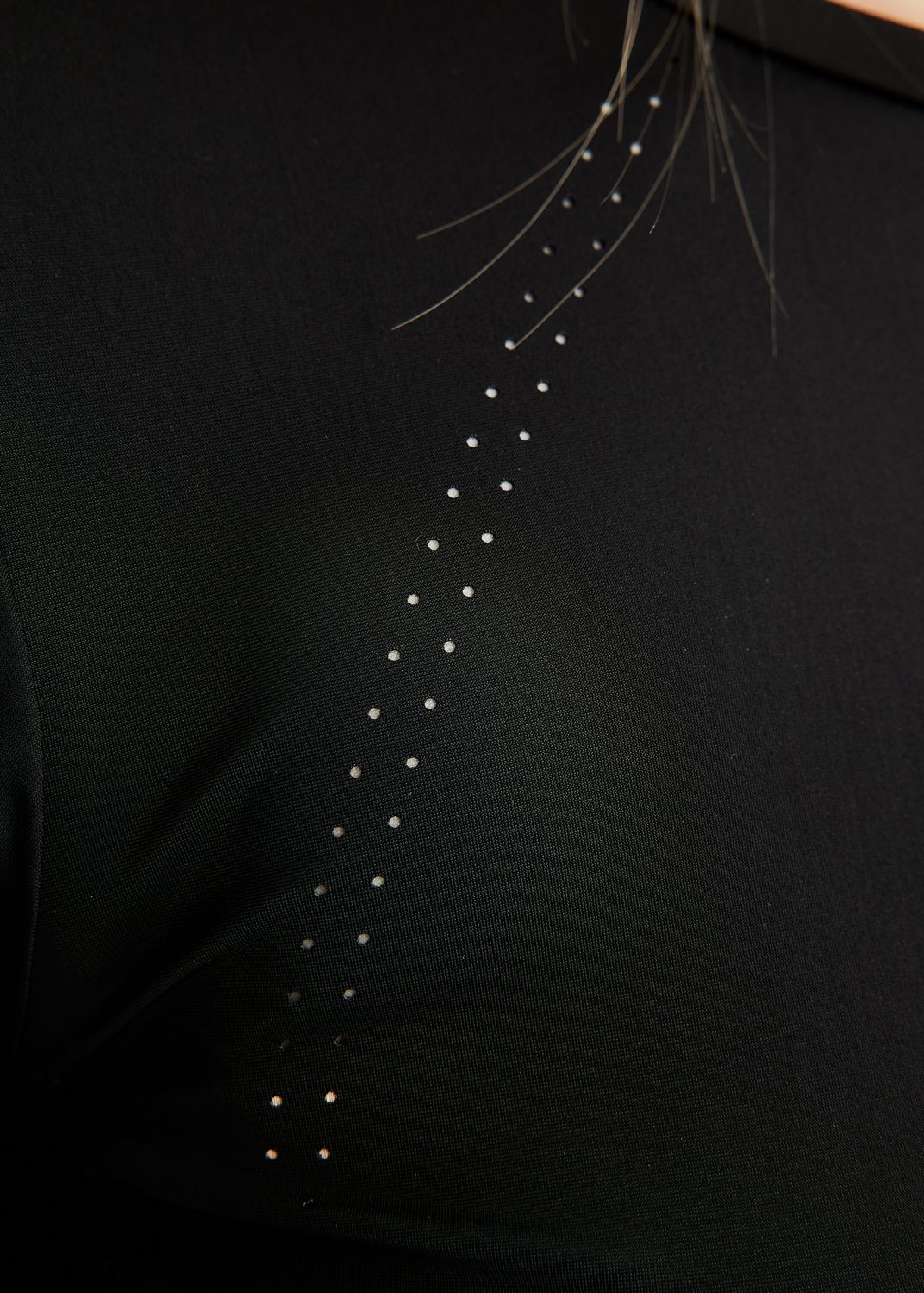 MoZike REFINED Tee w. Lasercut - Black