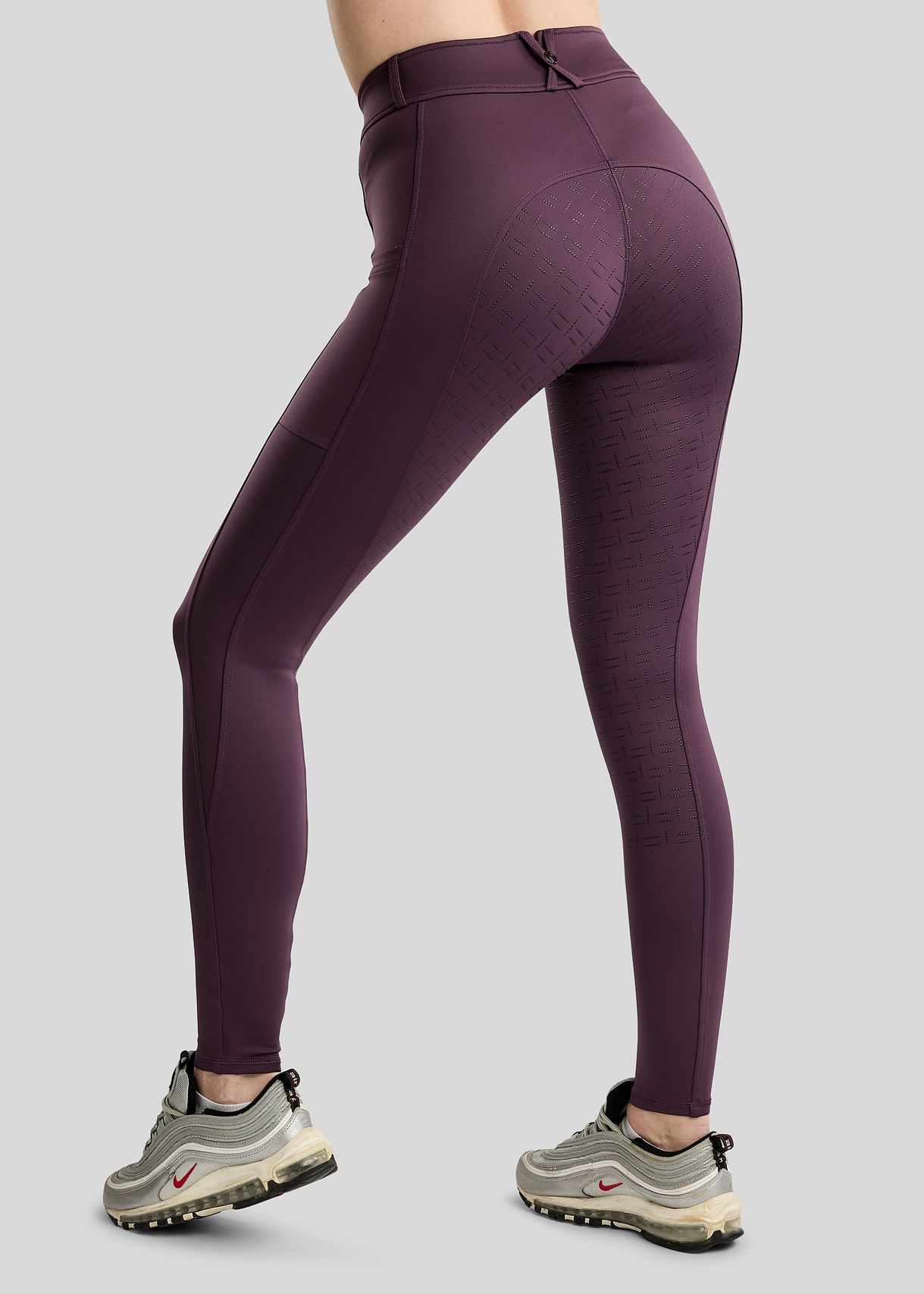 MoFair Breeches w. Gun Metal Logo Print - Fullgrip, Fig 