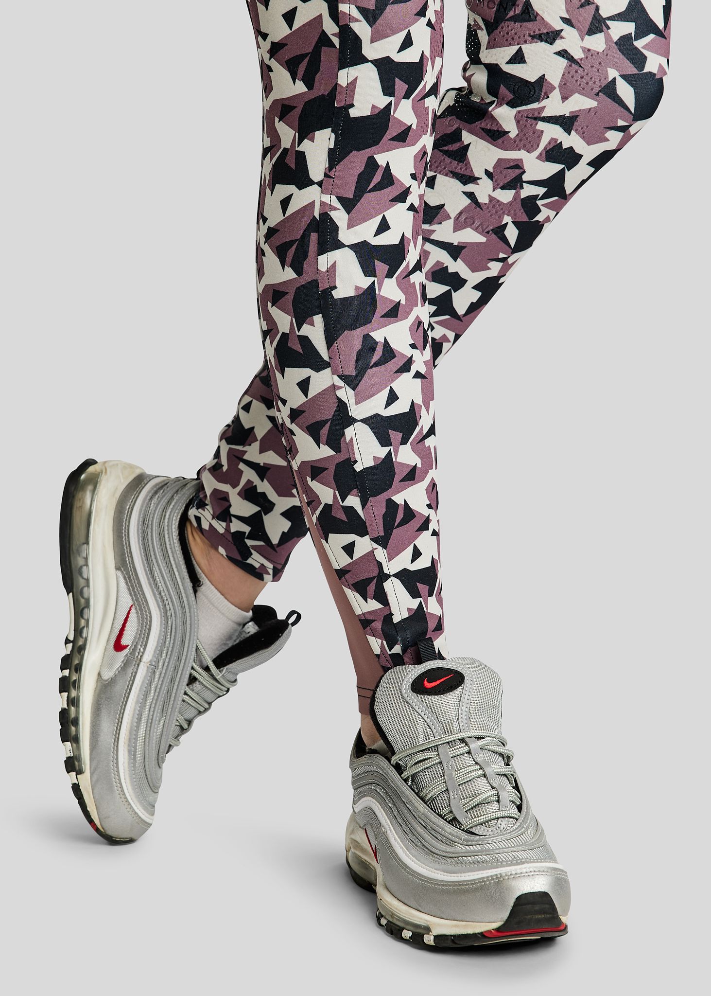 MoCami Allover Printed Hybrid Pull On - Fullgrip, Dusty Rose 