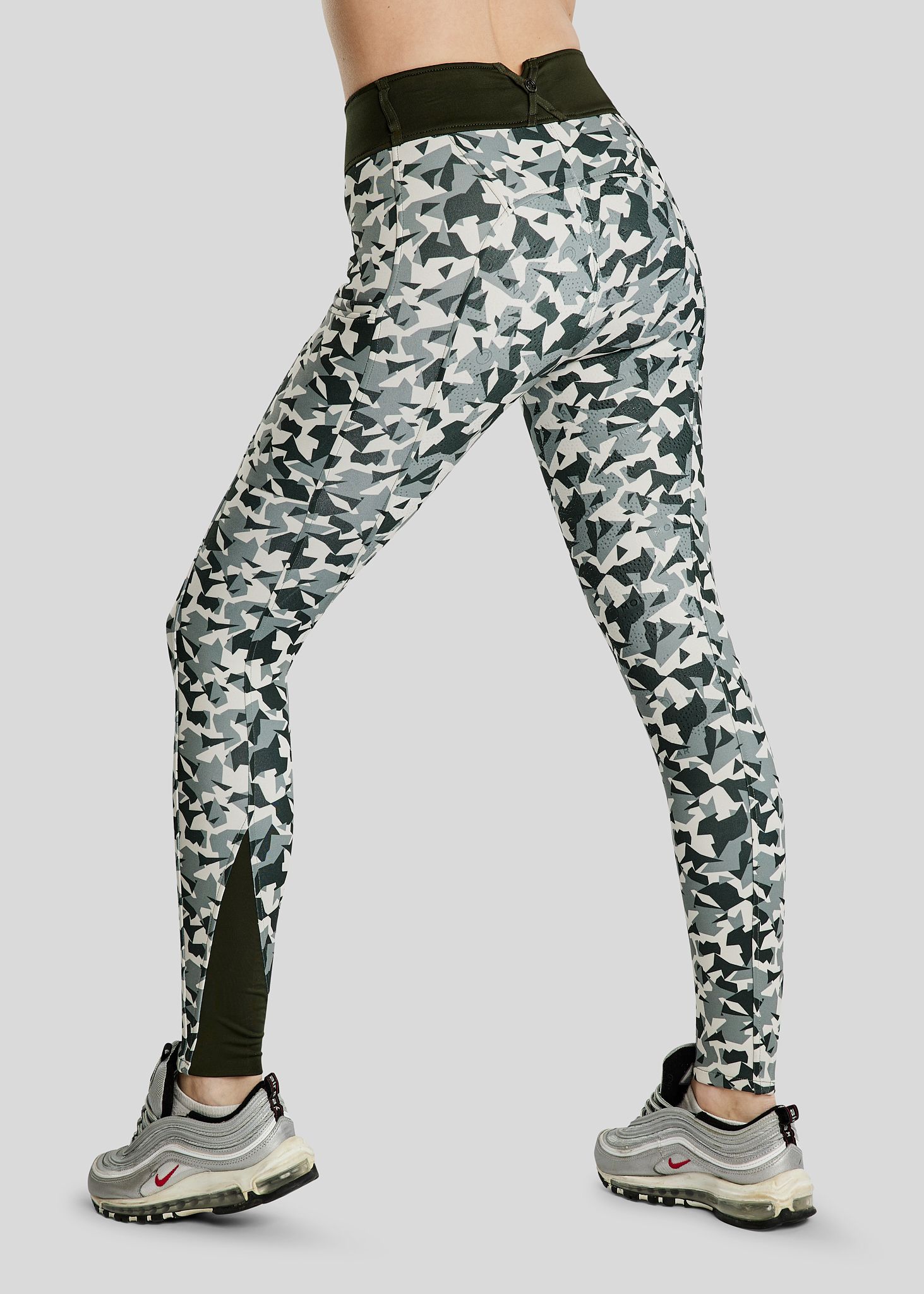 MoCami Allover Printed Hybrid Pull On - Fullgrip, Dusty Green 