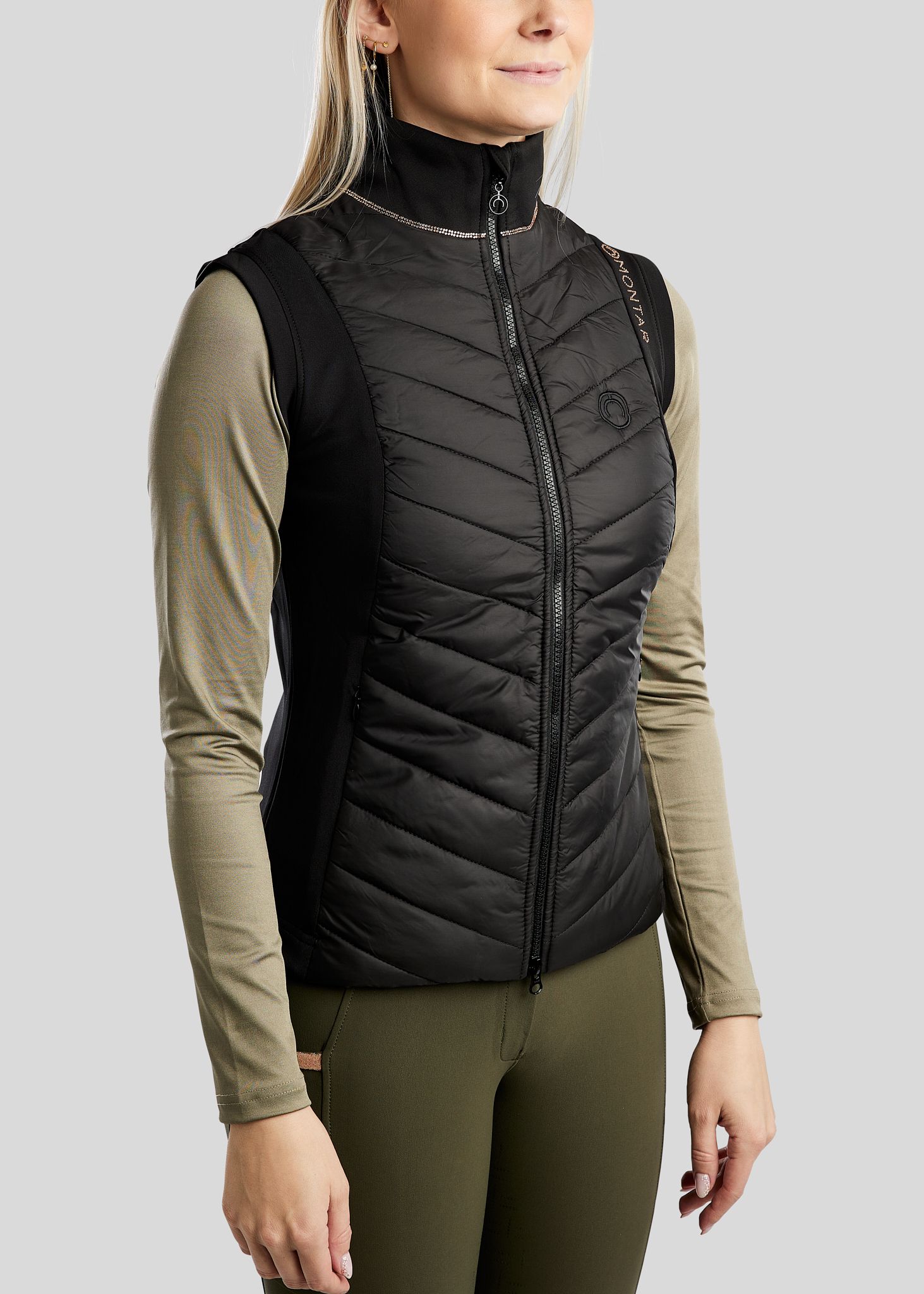 MoMari Hybrid Bodywarmer w. Rosegold Crystals - Black 