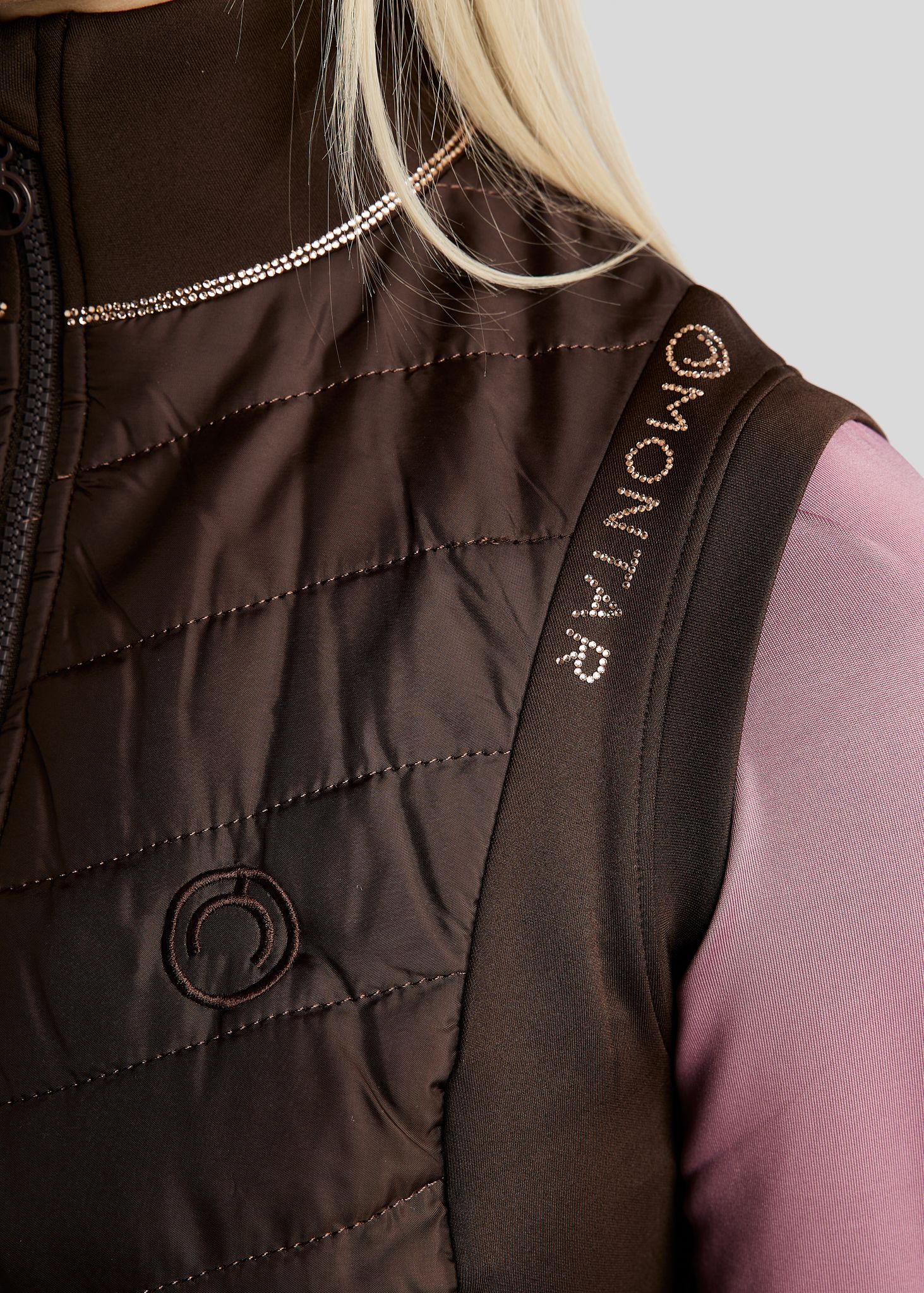 MoMari Hybrid Bodywarmer w. Rosegold Crystals - Brown 