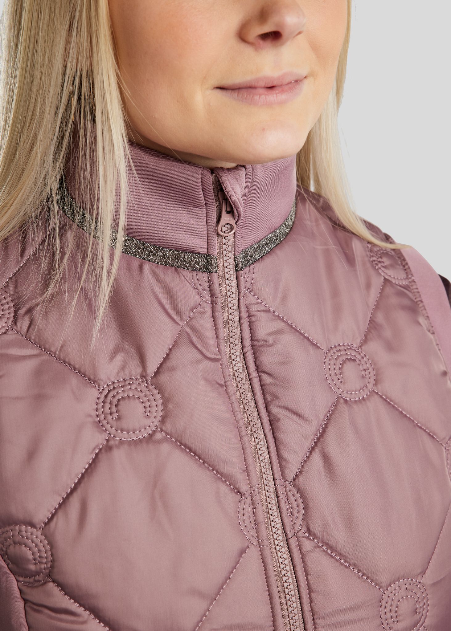 MoMartina Hybrid Bodywarmer w. Quilted Monogram - Dusty Rose 