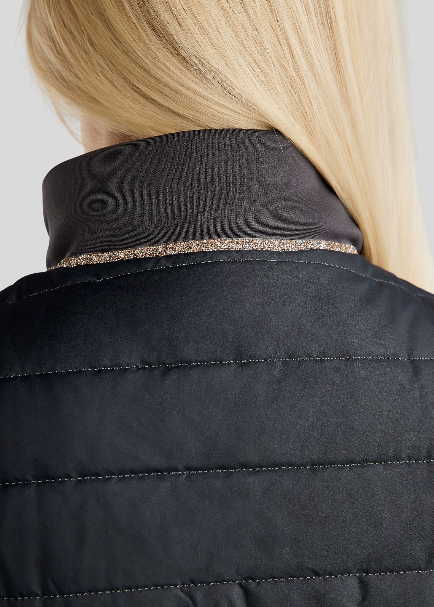 MoLila Hybrid Bodywarmer w. Champagne Crystal Tape and Crystals - Slate Grey