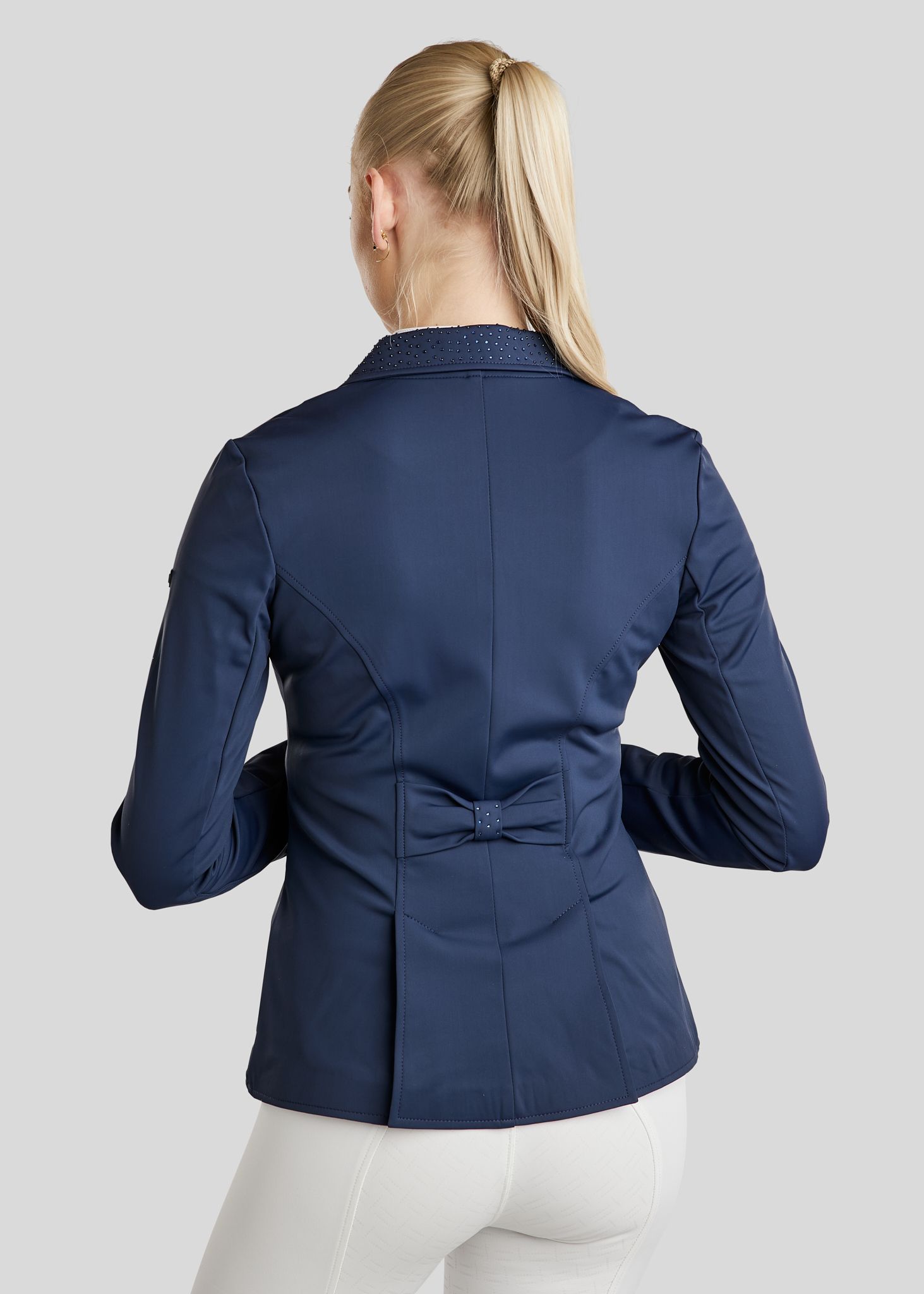 Short dressage navy tail coat
