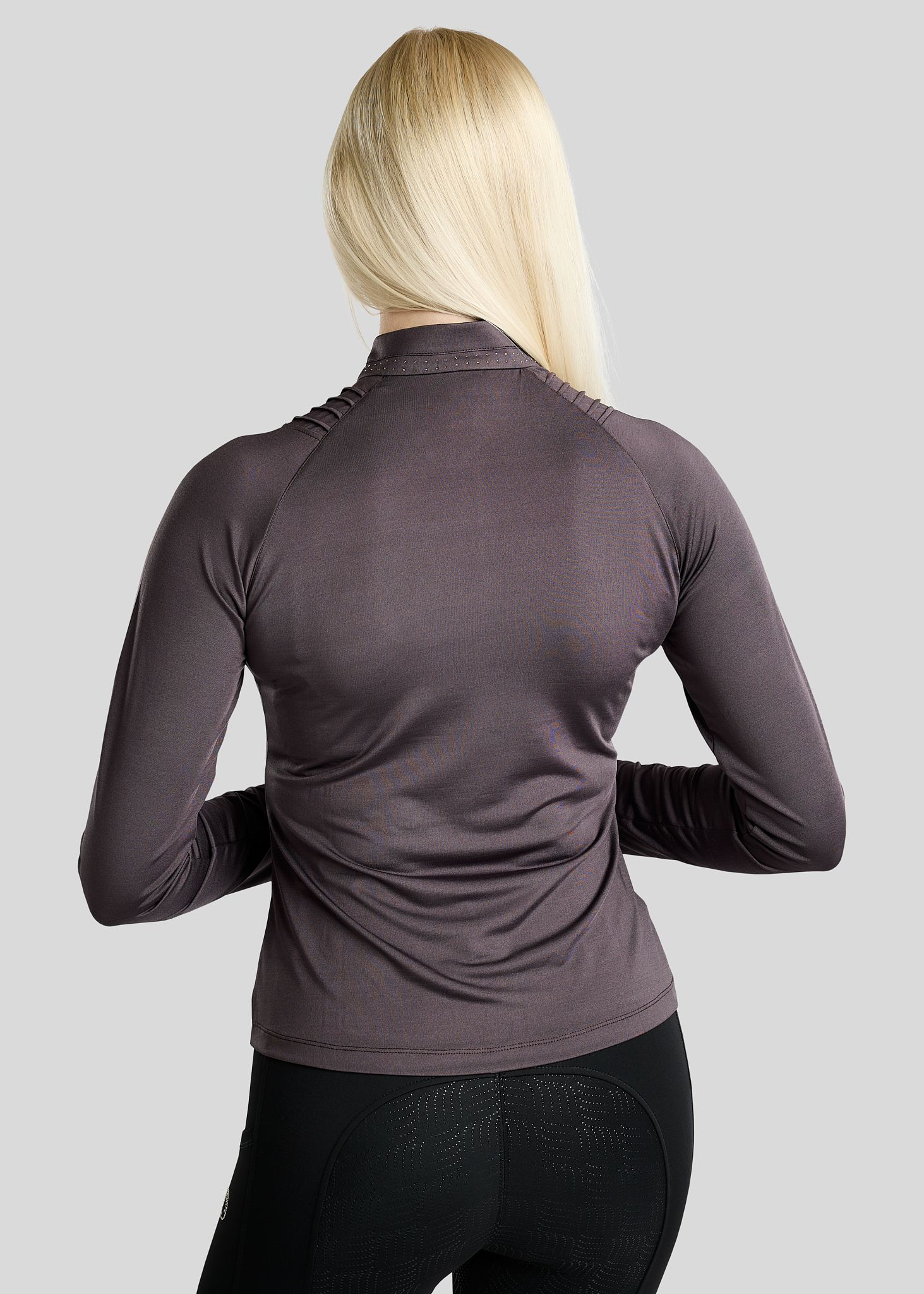 MoWilma Long Sleeved Polo w. Golden Quartz Crystals and Pintucks - Black Peony 